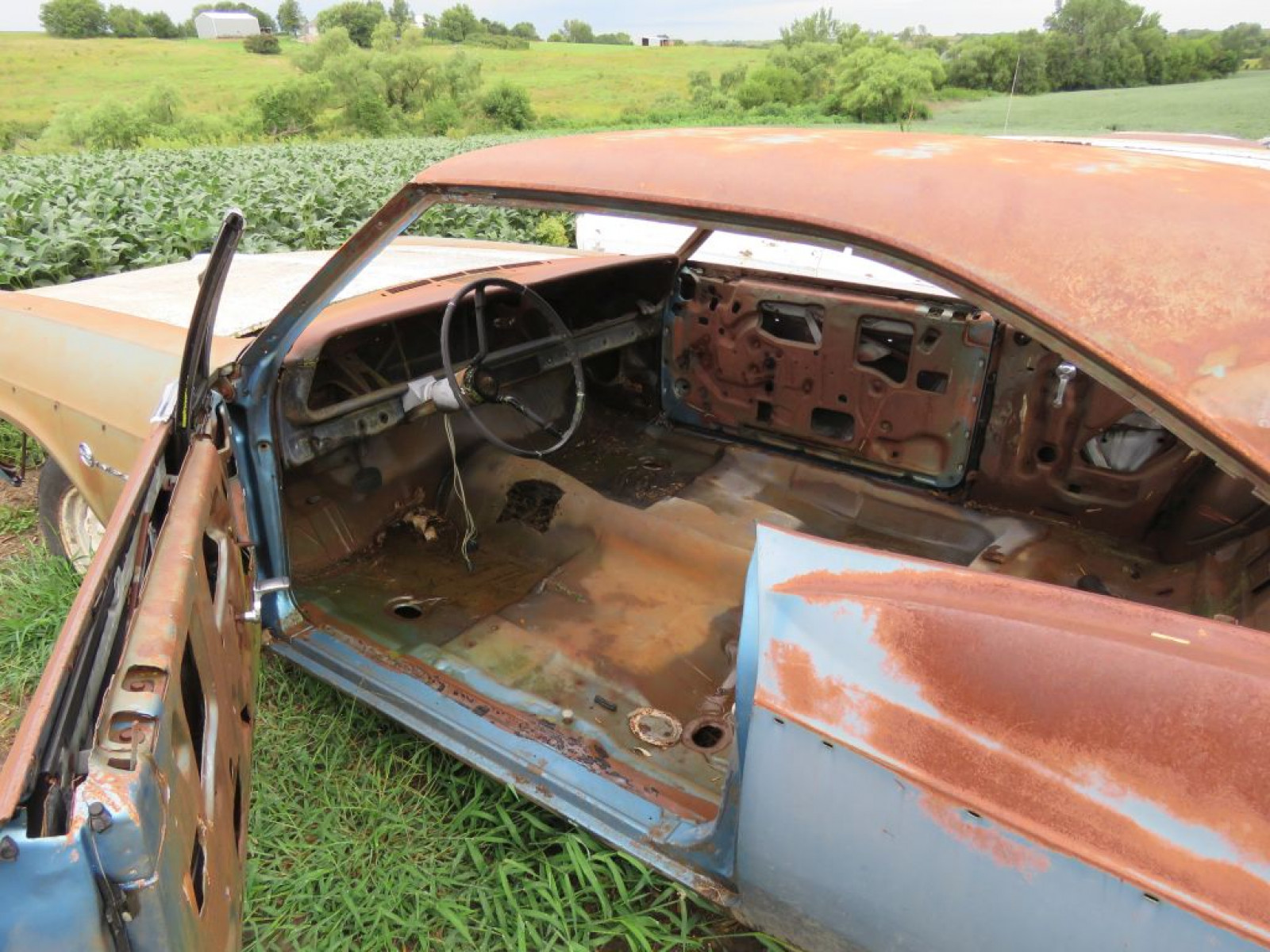 1966 Chevrolet Impala 2dr HT for Parts - Image 3