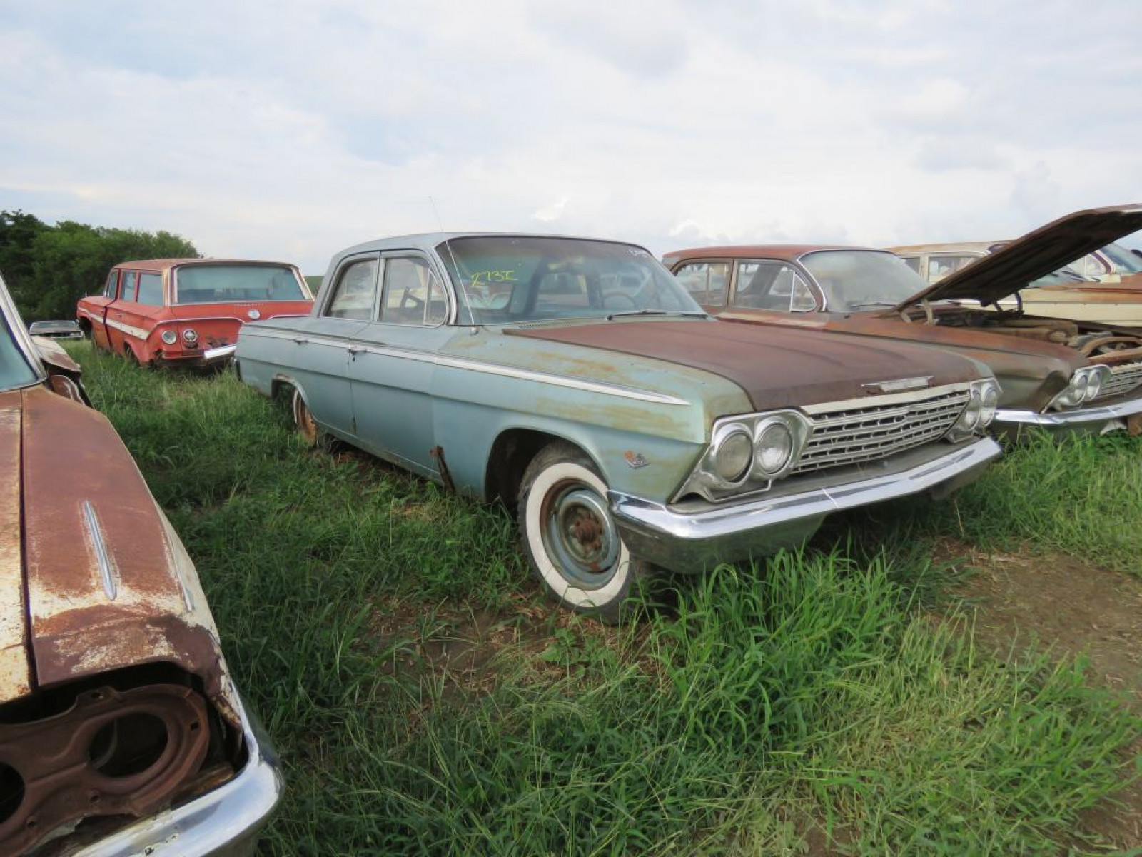 1962 Chevrolet Impala 4dr Sedan - Image 1