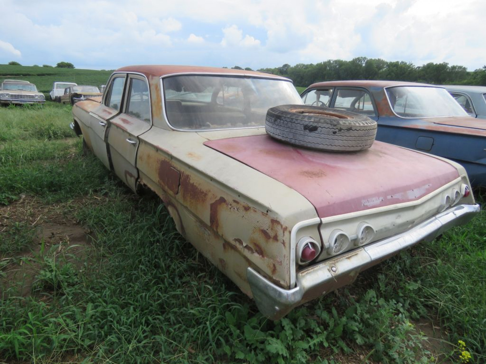 1962 Chevrolet Bel Air 4dr Sedan - Image 3