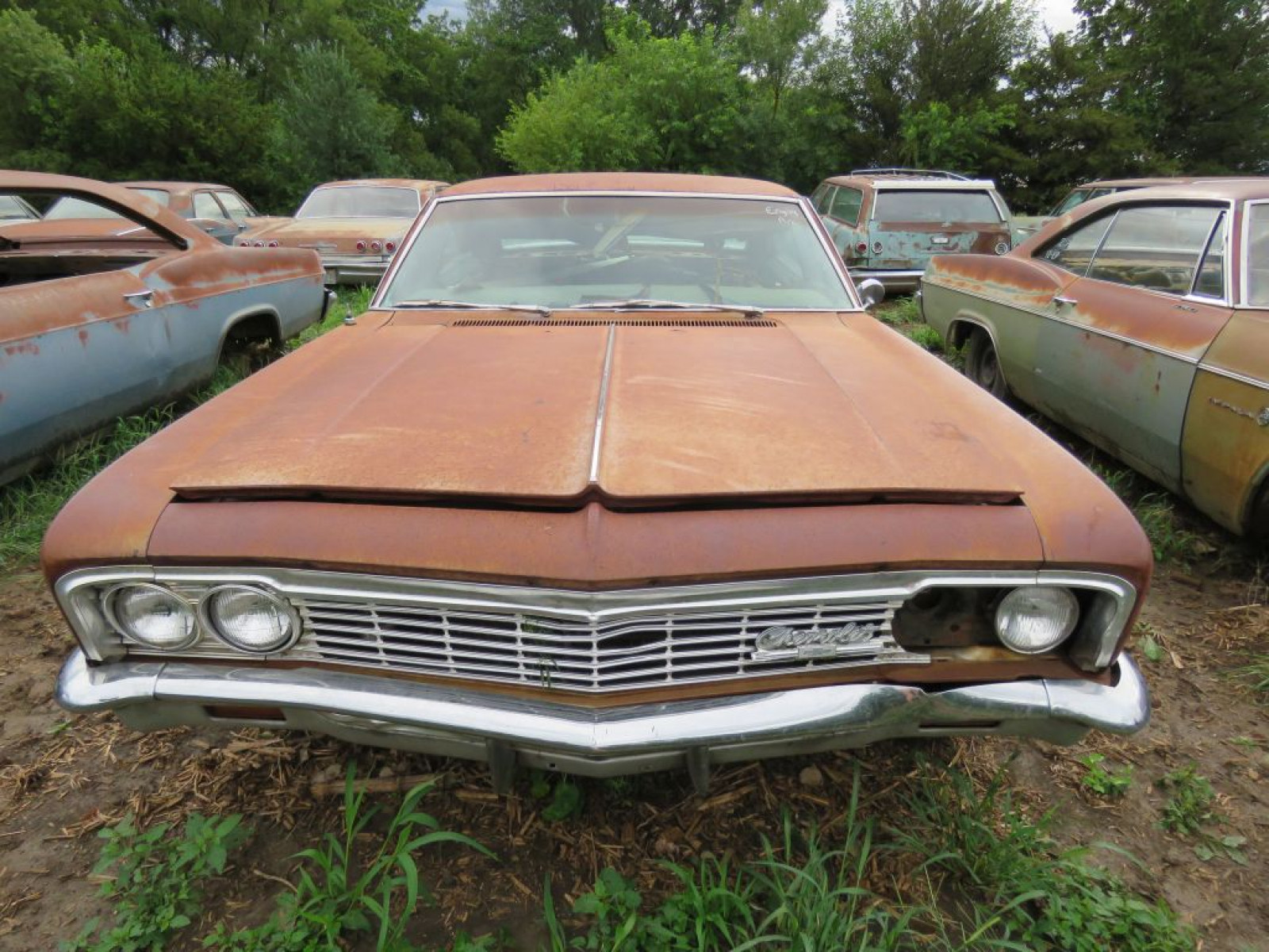 1966 Chevrolet Caprice 4dr HT - Image 2