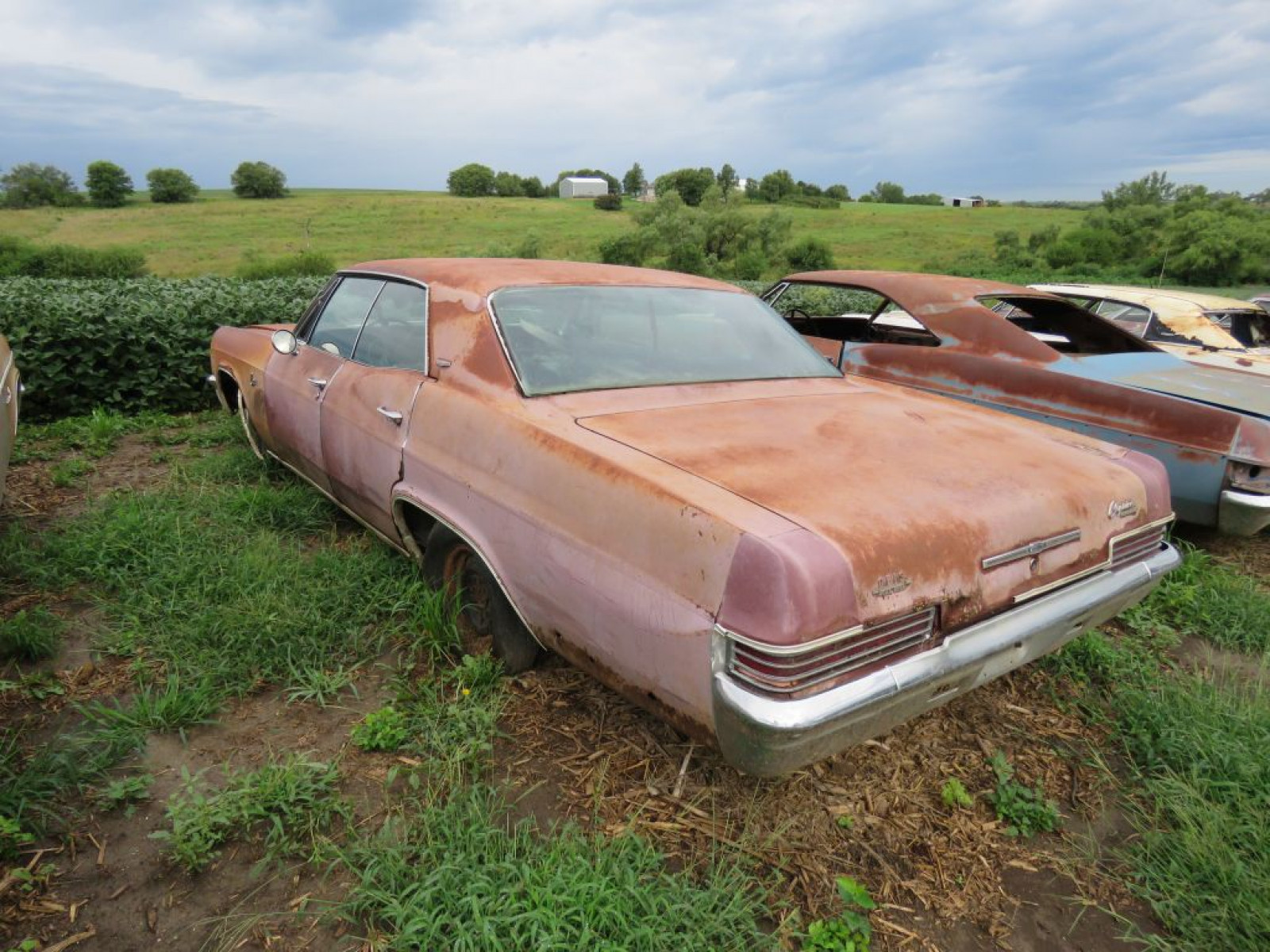 1966 Chevrolet Caprice 4dr HT - Image 5