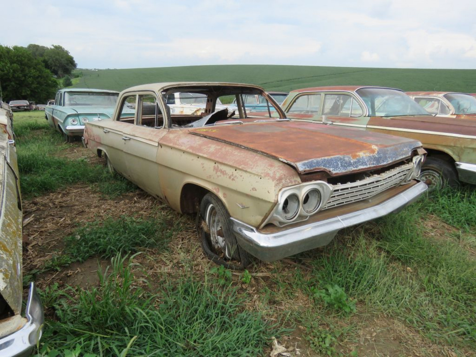 1962 Chevrolet Bel Air 4dr Sedan - Image 1