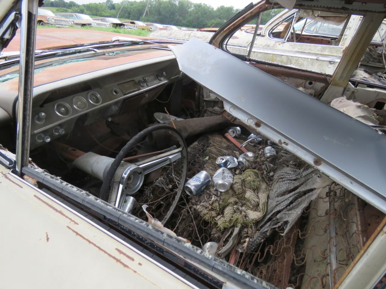 1962 Chevrolet Bel Air 4dr Sedan - Image 4