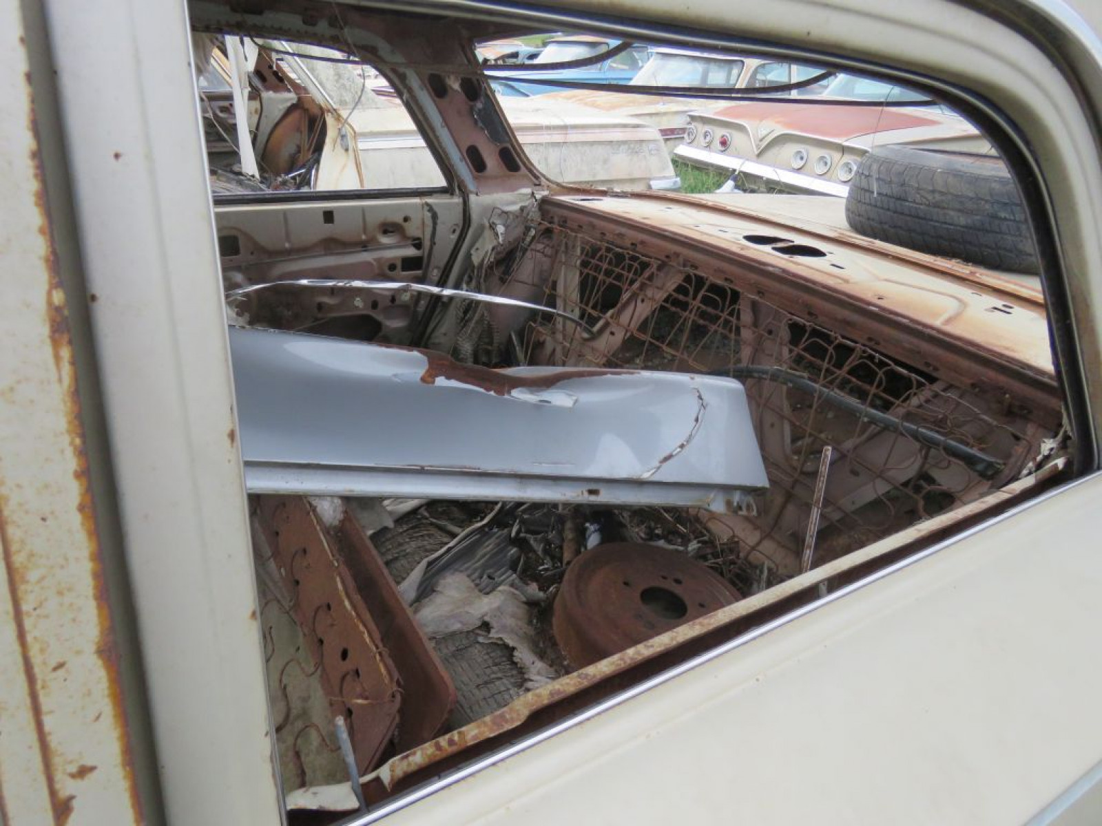 1962 Chevrolet Bel Air 4dr Sedan - Image 5