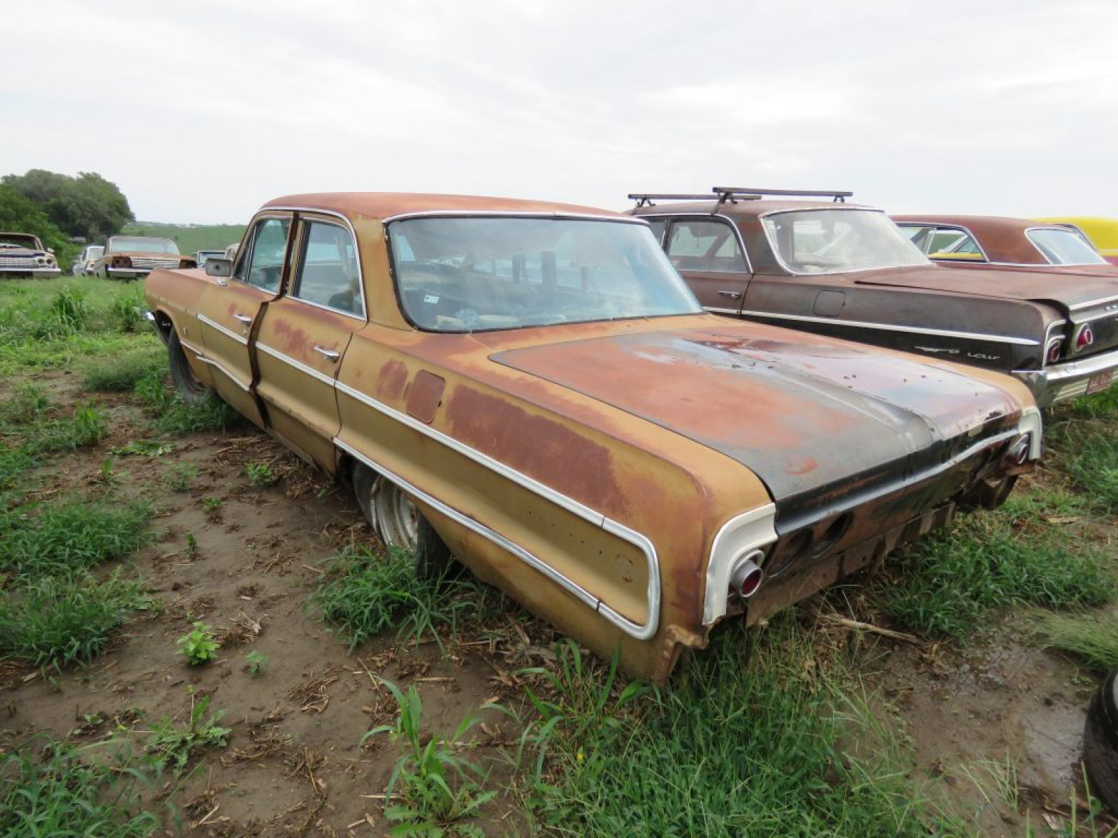 1964 Chevrolet Impala 4dr Sedan - Image 5