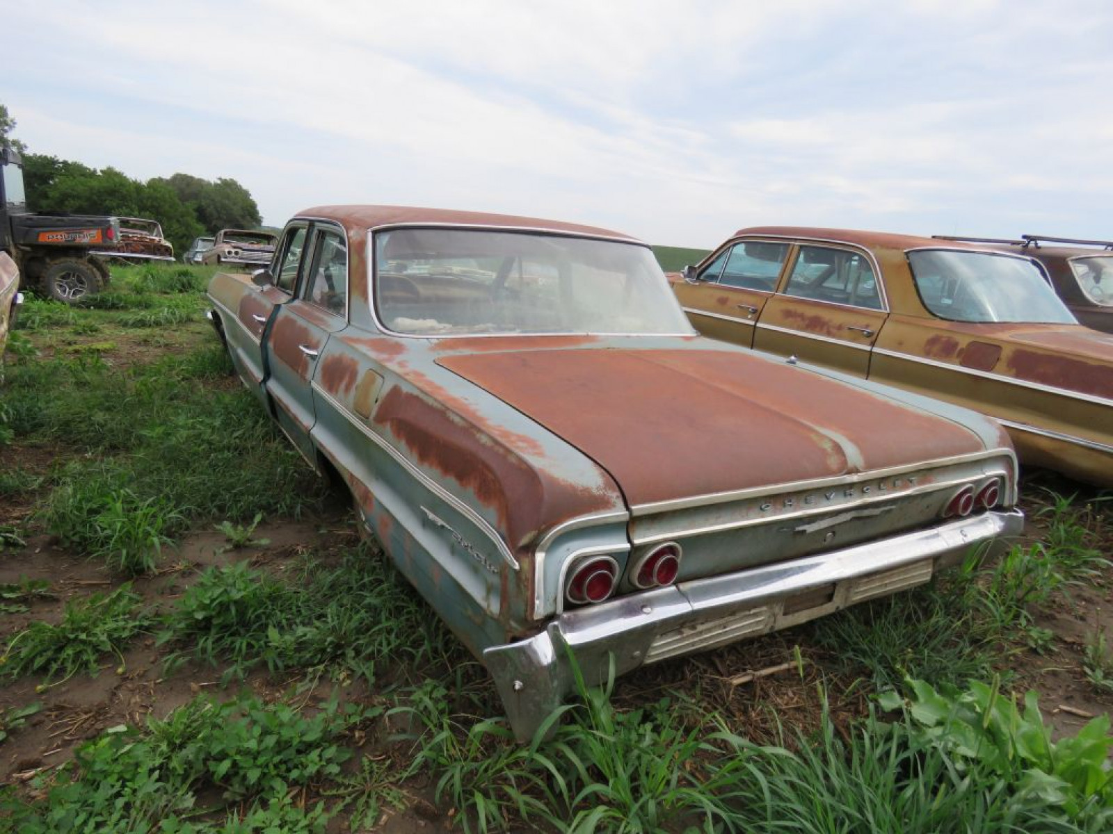 1964 Chevrolet Bel Air 4dr Sedan - Image 4