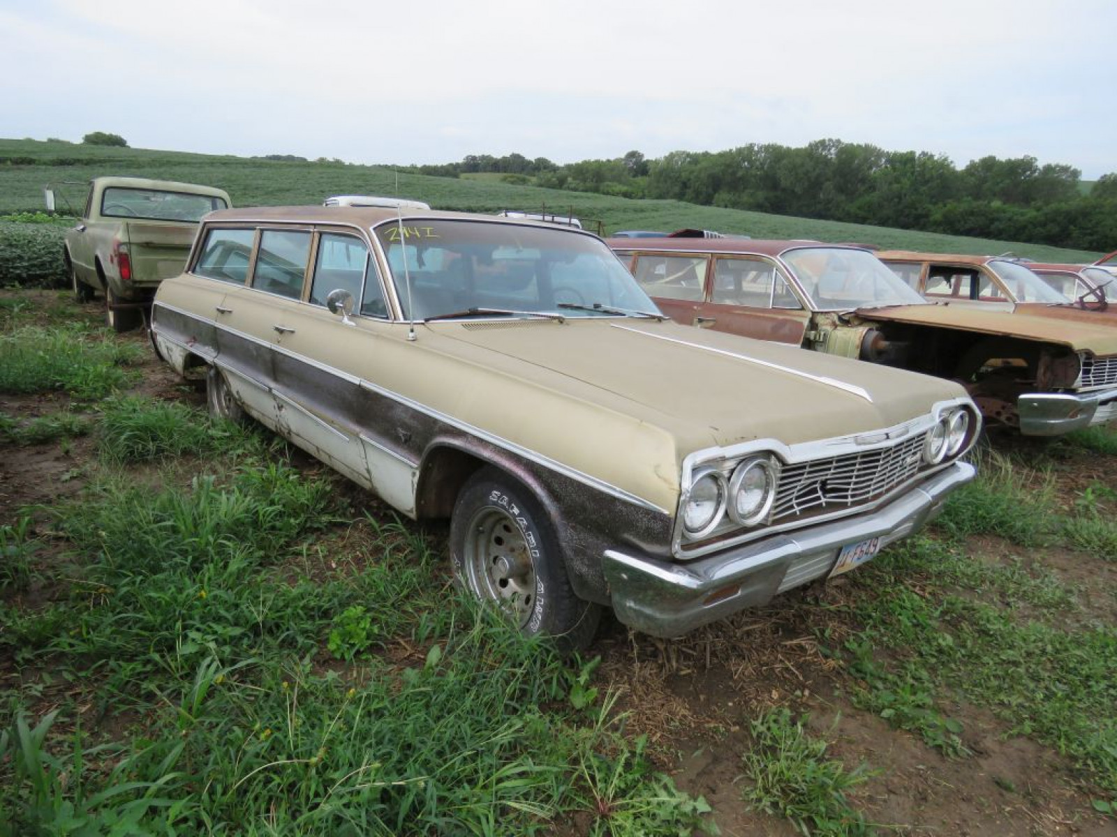 1964 Chevrolet Impala 4dr 9 Passenger Wagon - Image 1