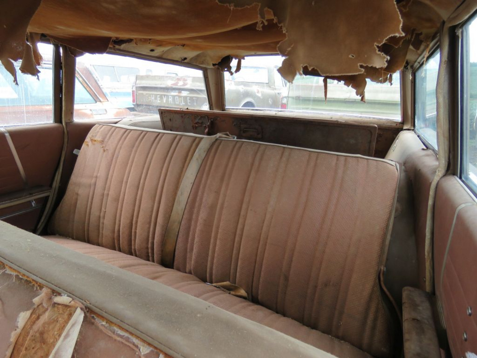 1964 Chevrolet Impala 4dr 9 Passenger Wagon - Image 13