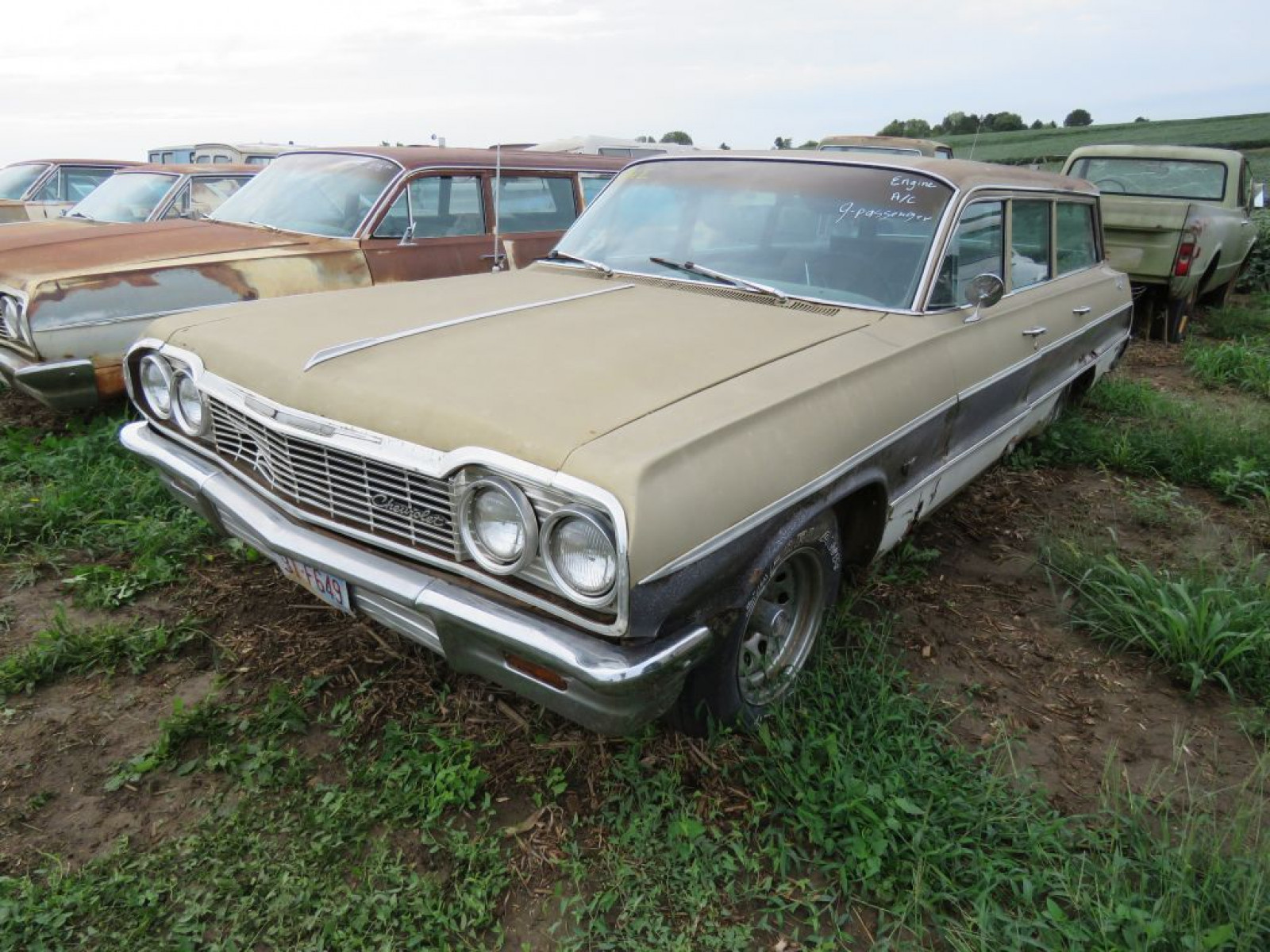 1964 Chevrolet Impala 4dr 9 Passenger Wagon - Image 3