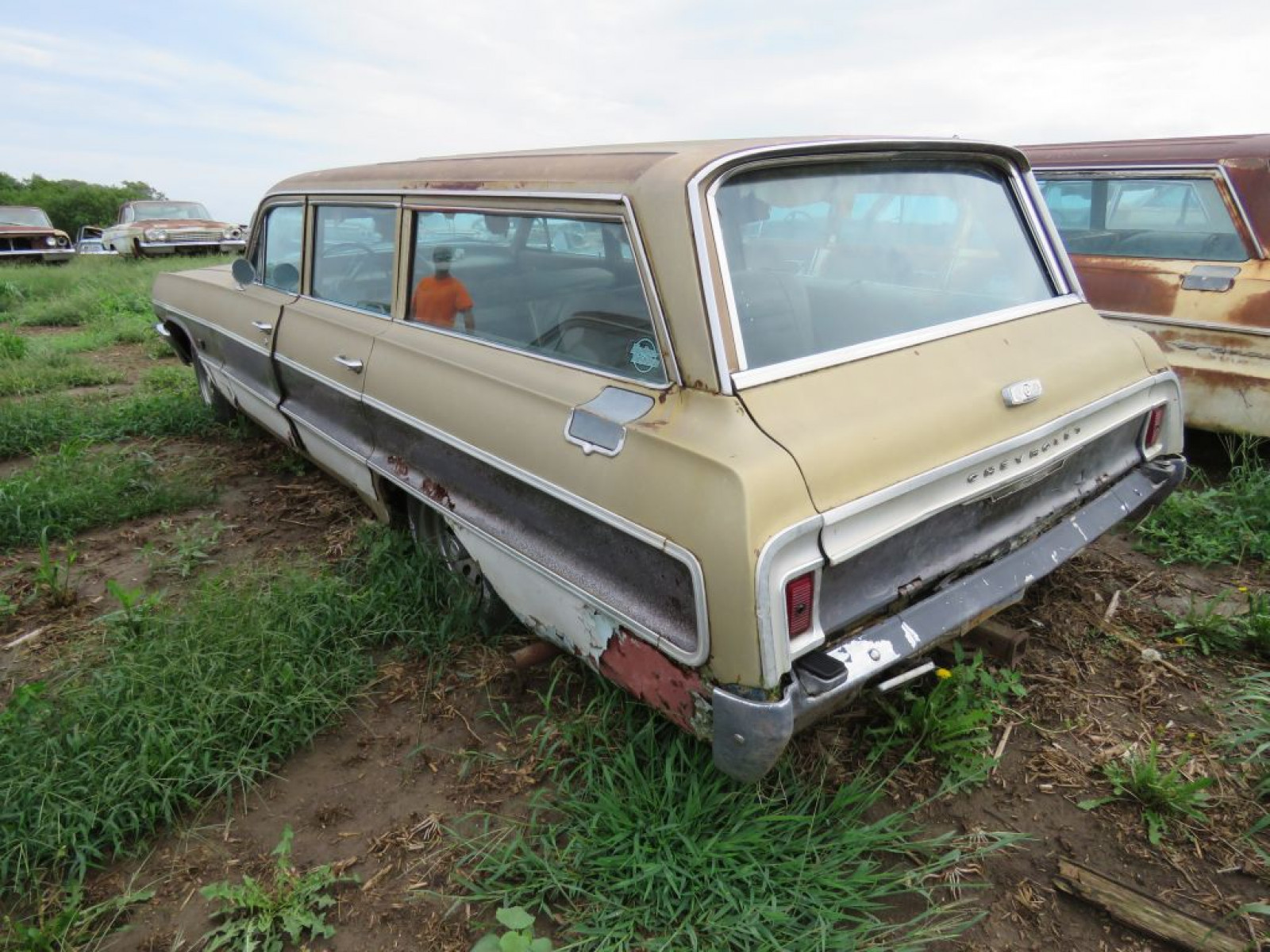 1964 Chevrolet Impala 4dr 9 Passenger Wagon - Image 6