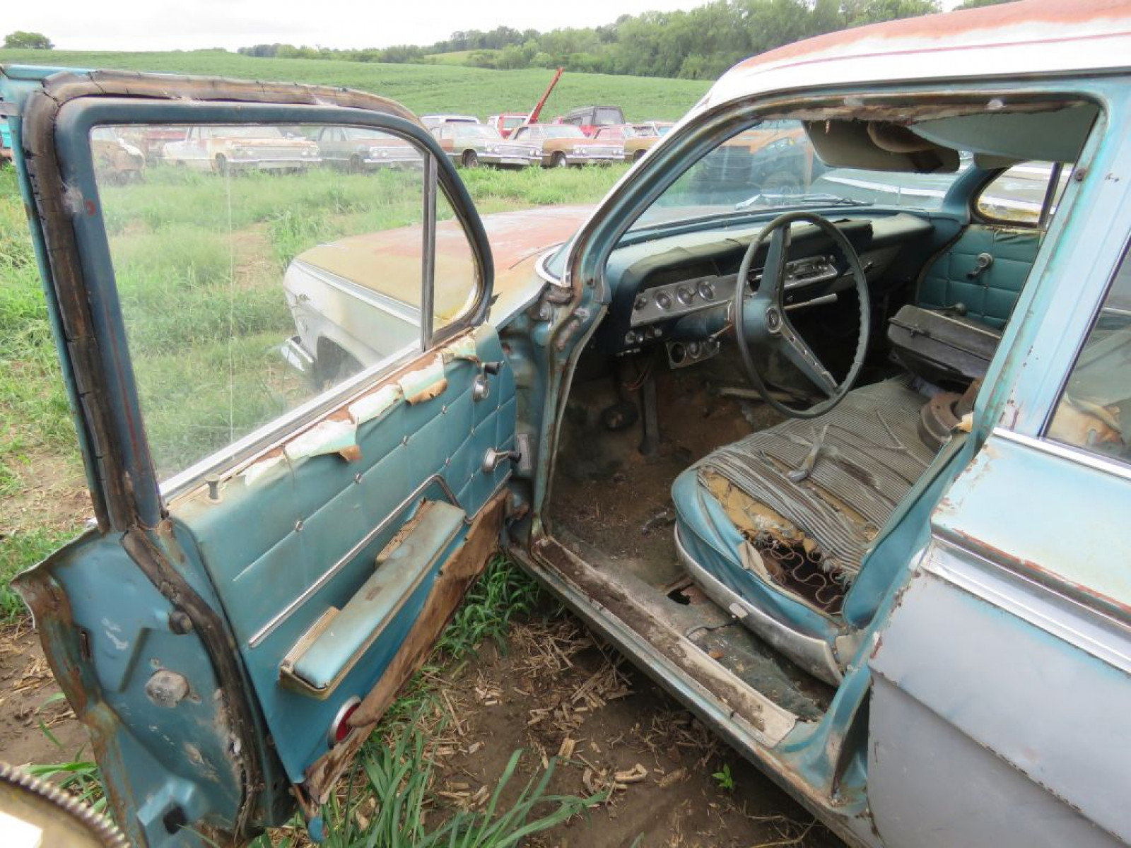 1964 Chevrolet Biscayne 4dr Wagon - Image 9