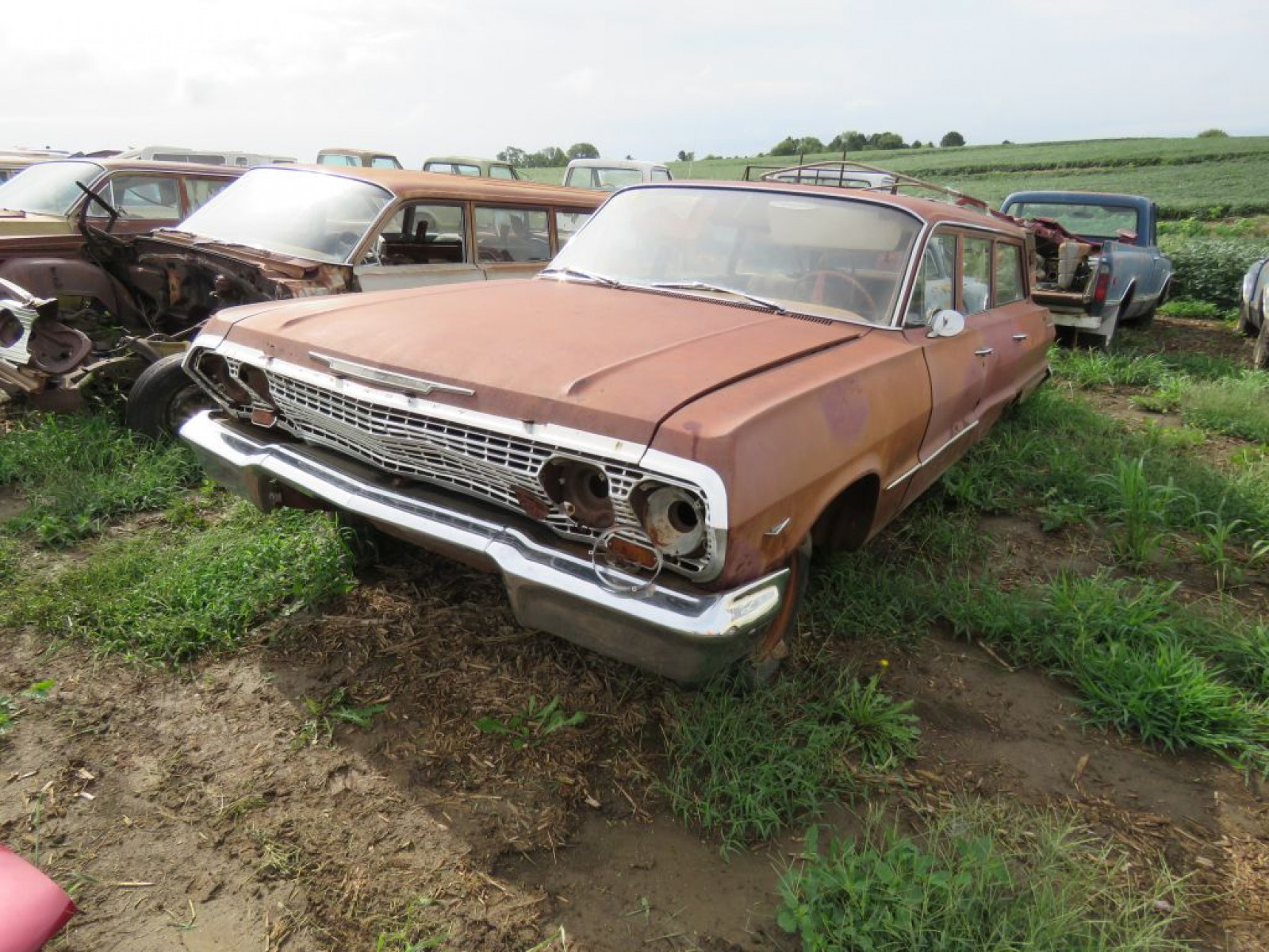 1964 Chevrolet 4dr Wagon - Image 2
