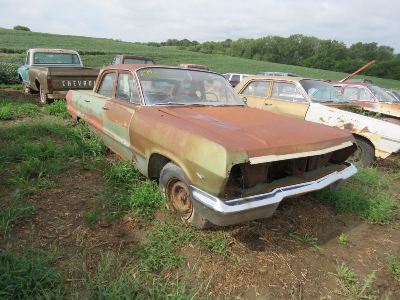 1963 Chevrolet Bel Air 4dr Sedan - Image 1