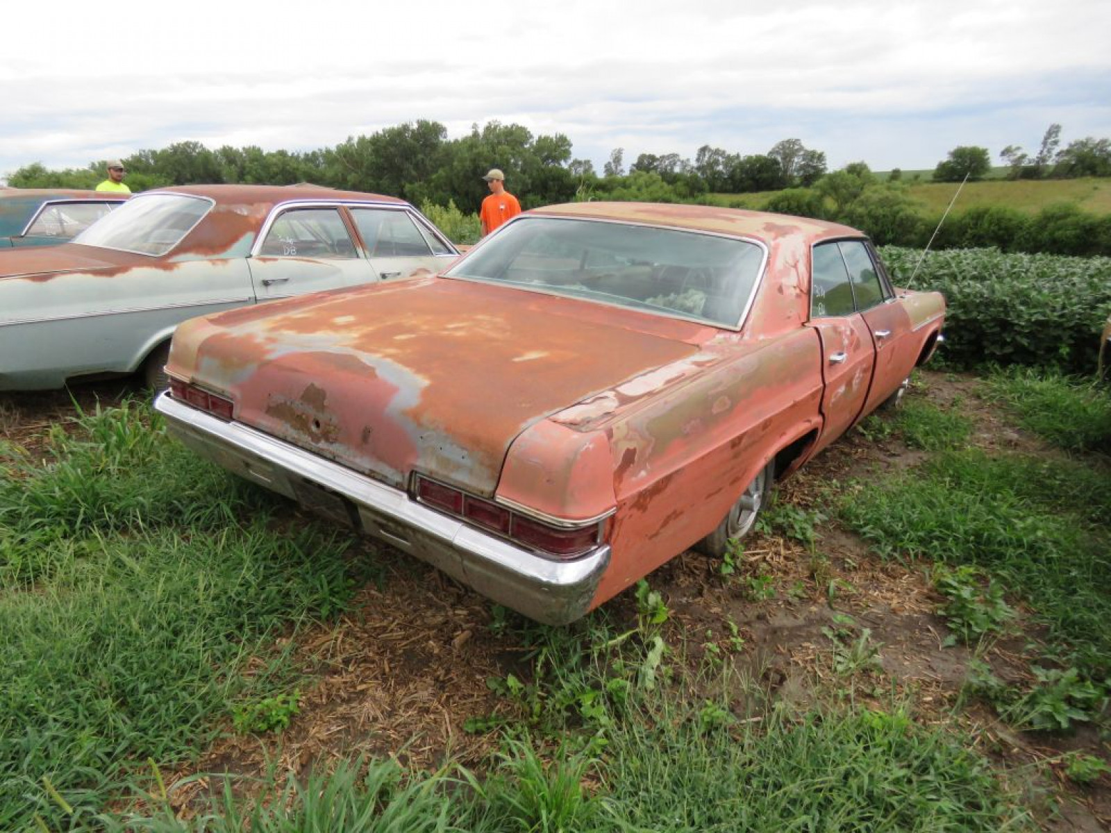 1966 Chevrolet Impala 4dr HT - Image 4