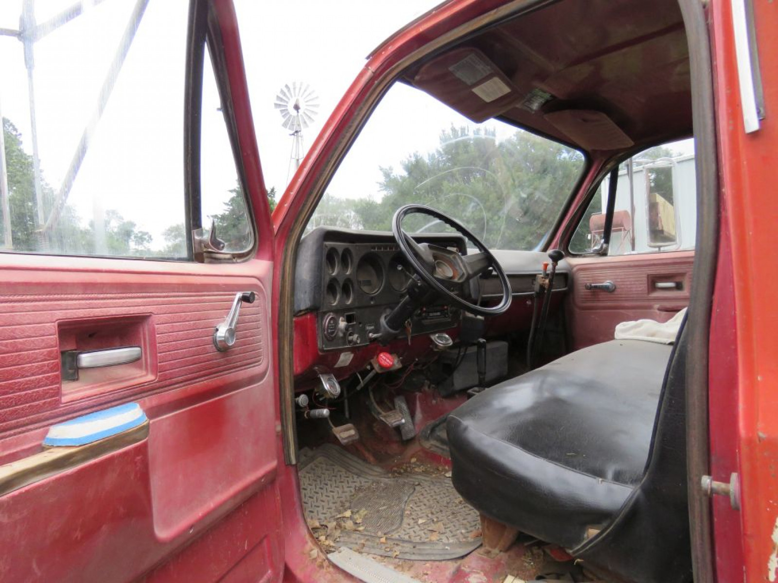 Chevrolet Dump Truck - Image 3