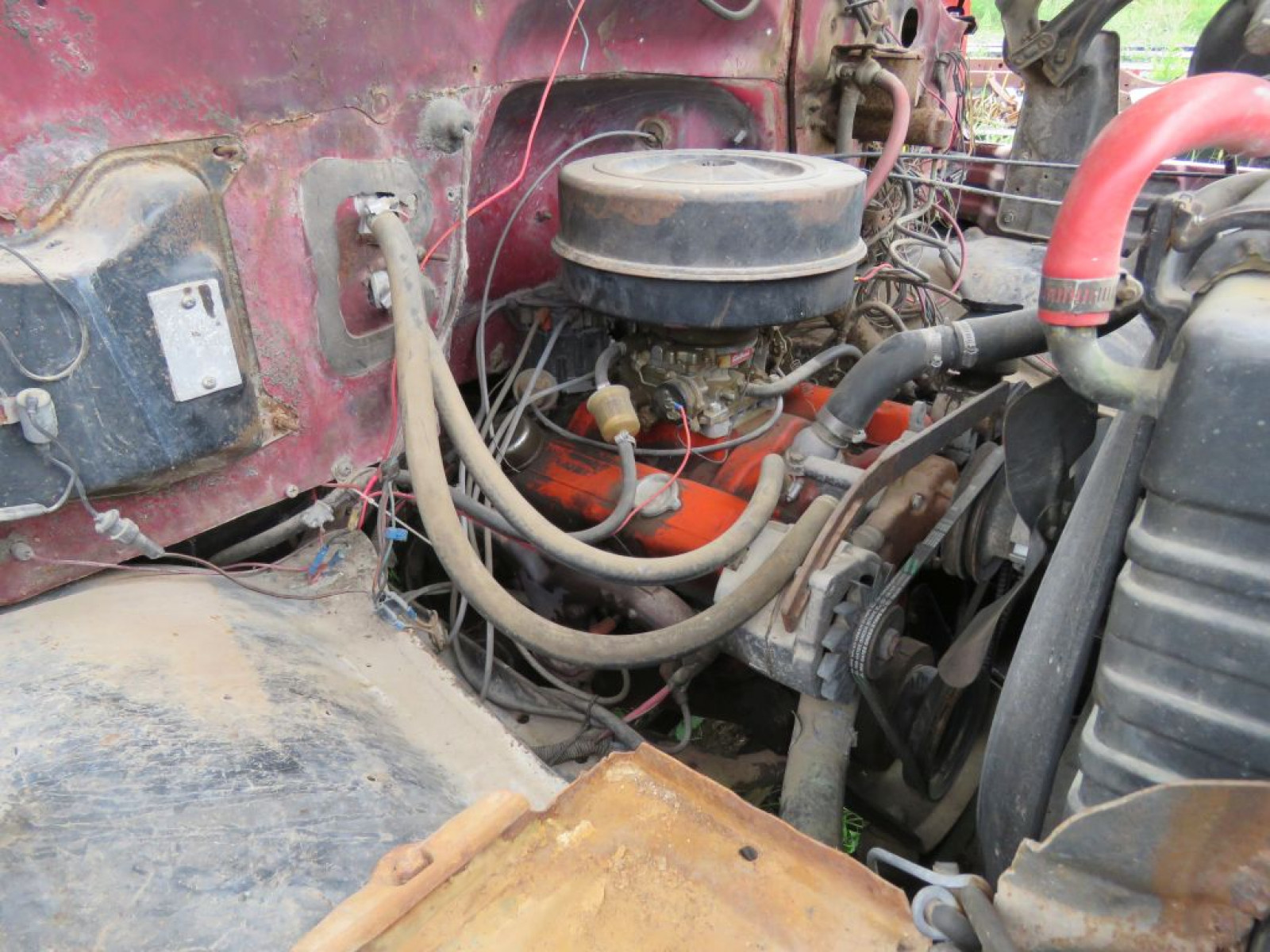 Chevrolet Dump Truck - Image 4