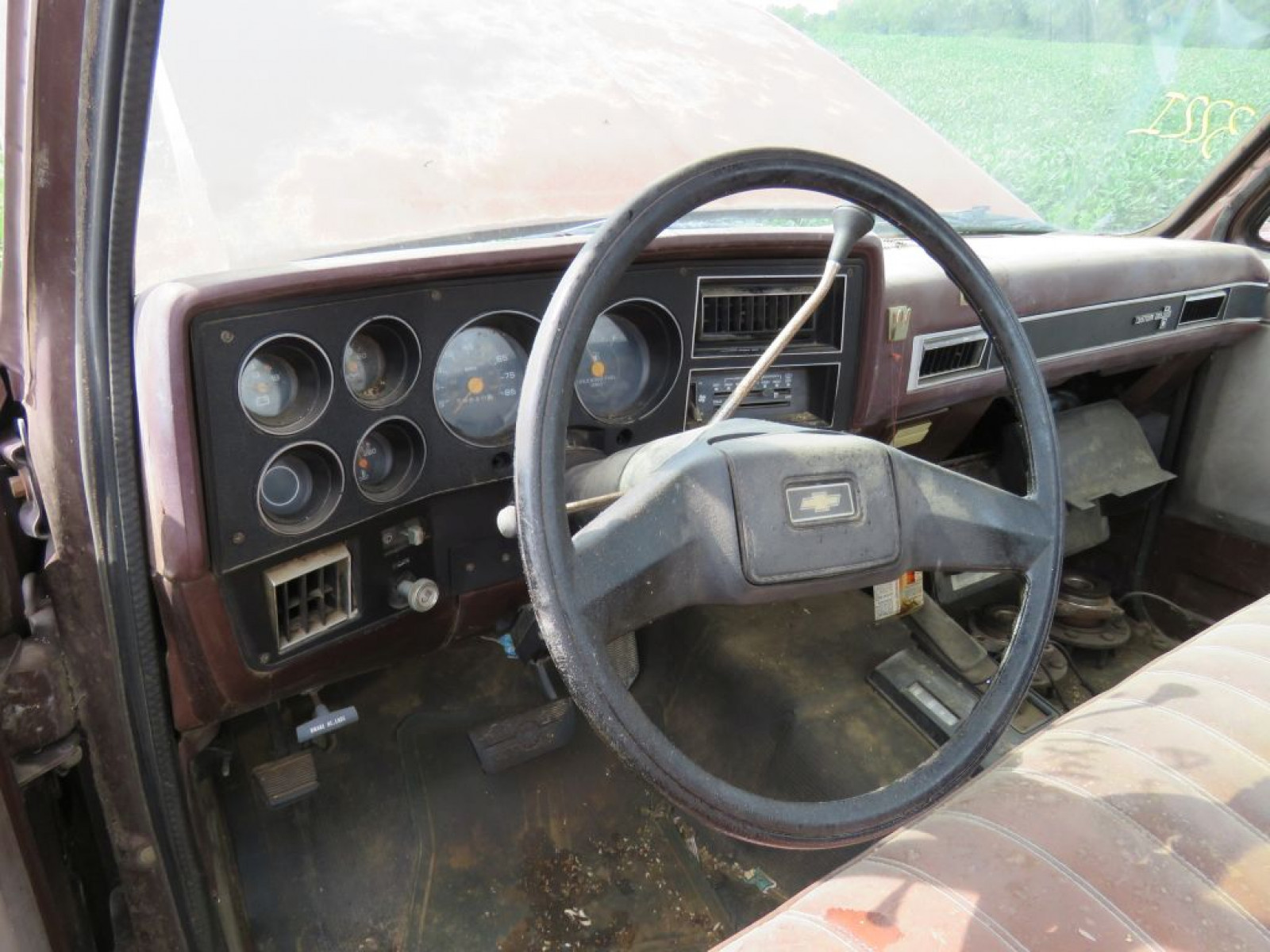 1983 Chevrolet Custom Deluxe 1/2 ton Pickup - Image 9