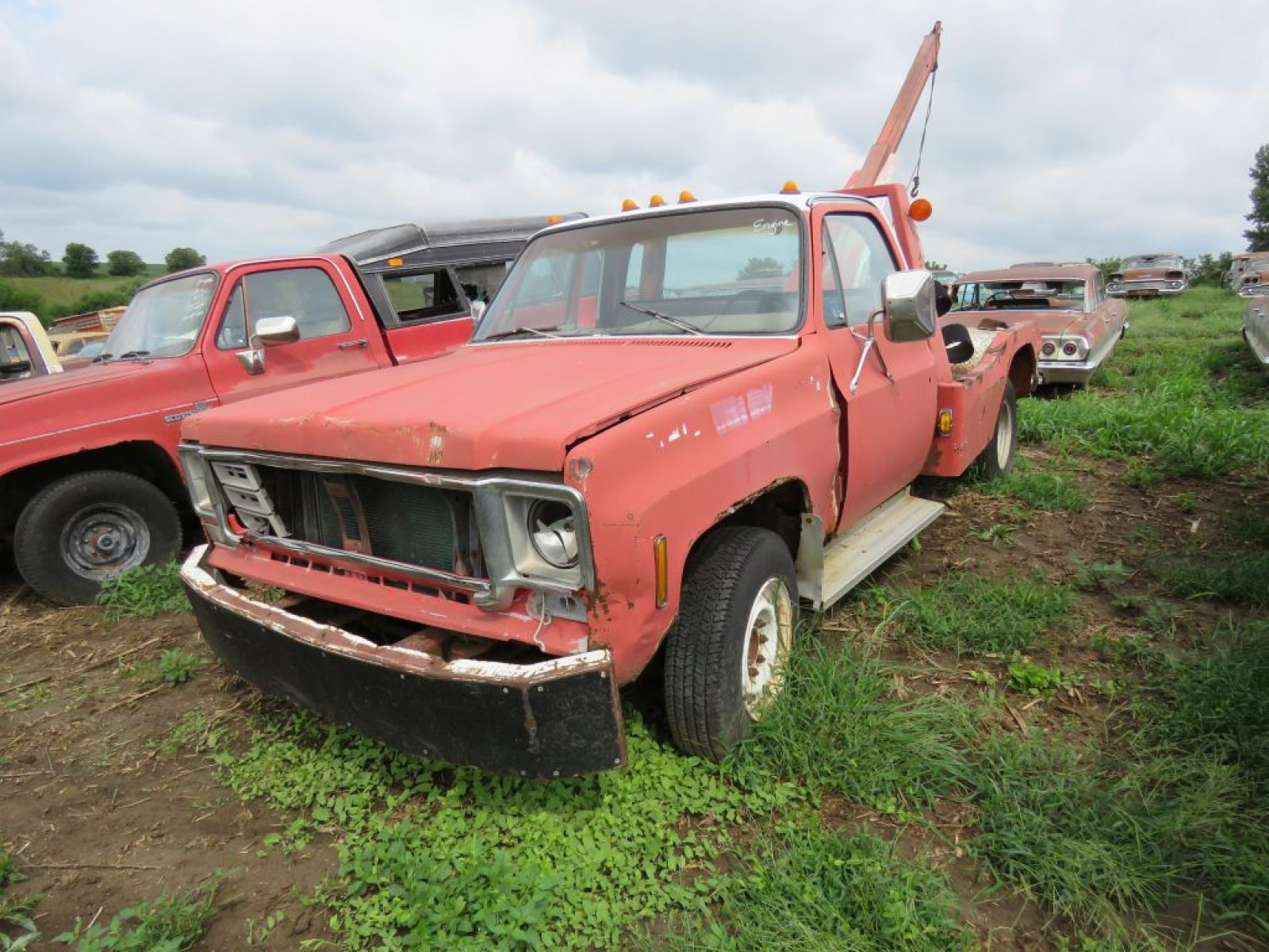 1978 Chevrolet 1 ton Tow Truck with Boom - Image 1