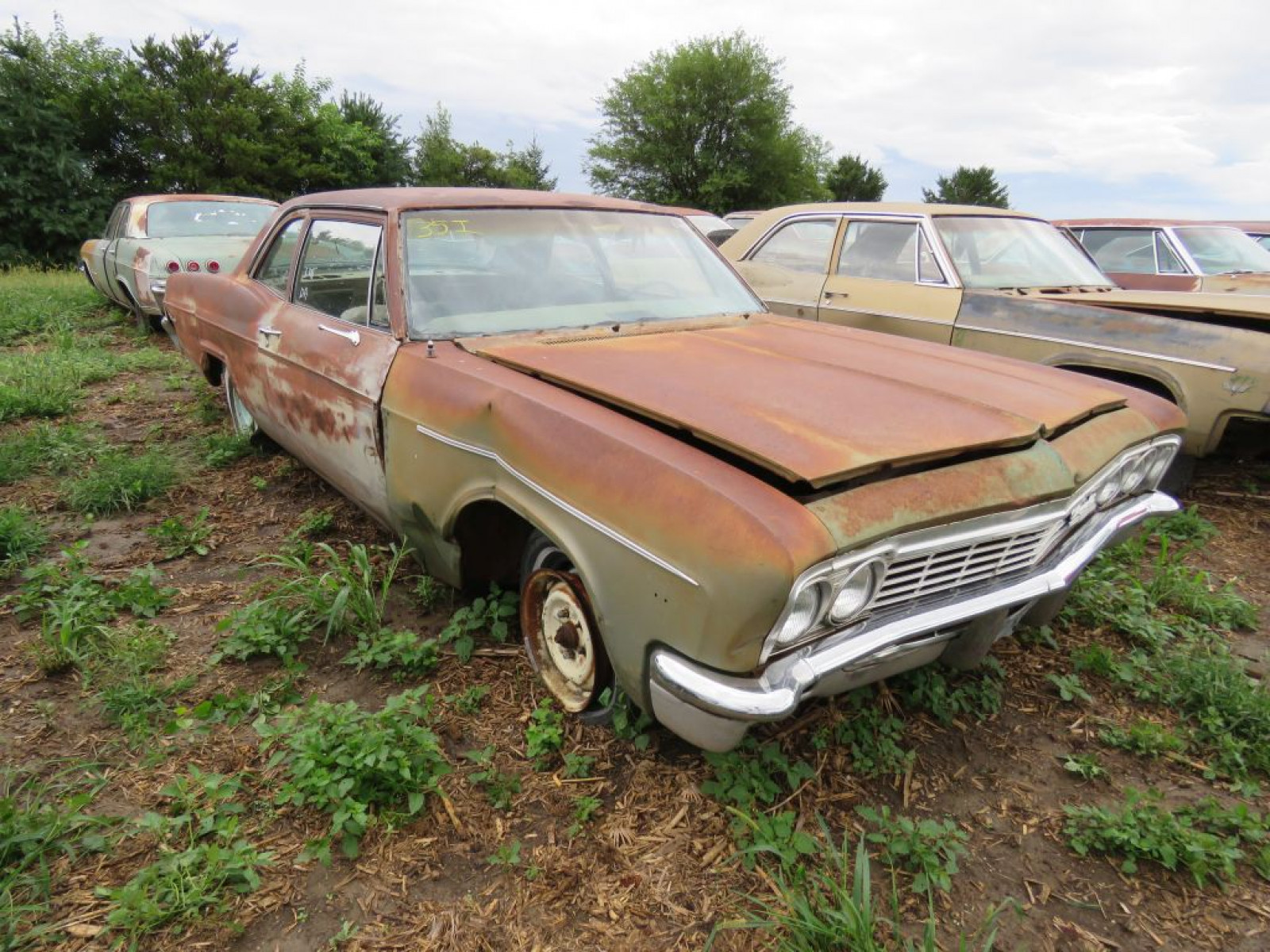1966 Chevrolet Belair 2dr Sedan - Image 3