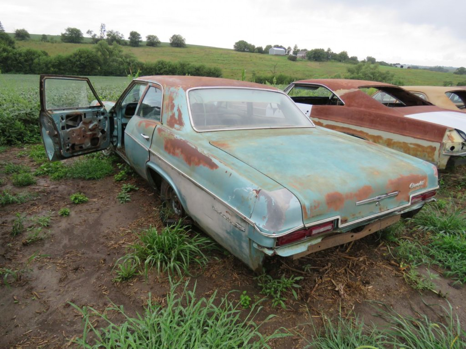 1966 Chevrolet Belair 4dr Sedan - Image 3