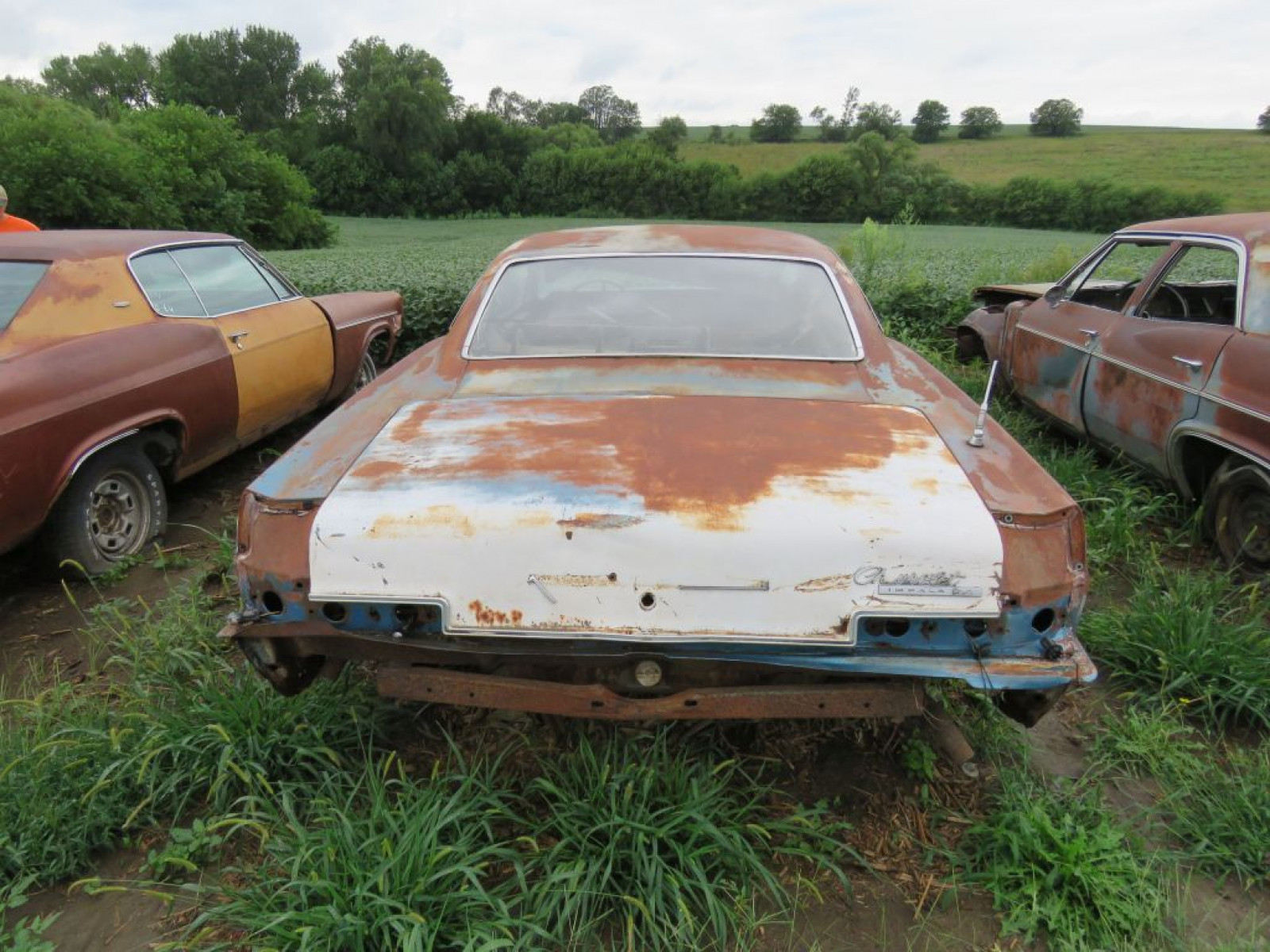 1966 Chevrolet Impala SS 2dr HT - Image 3