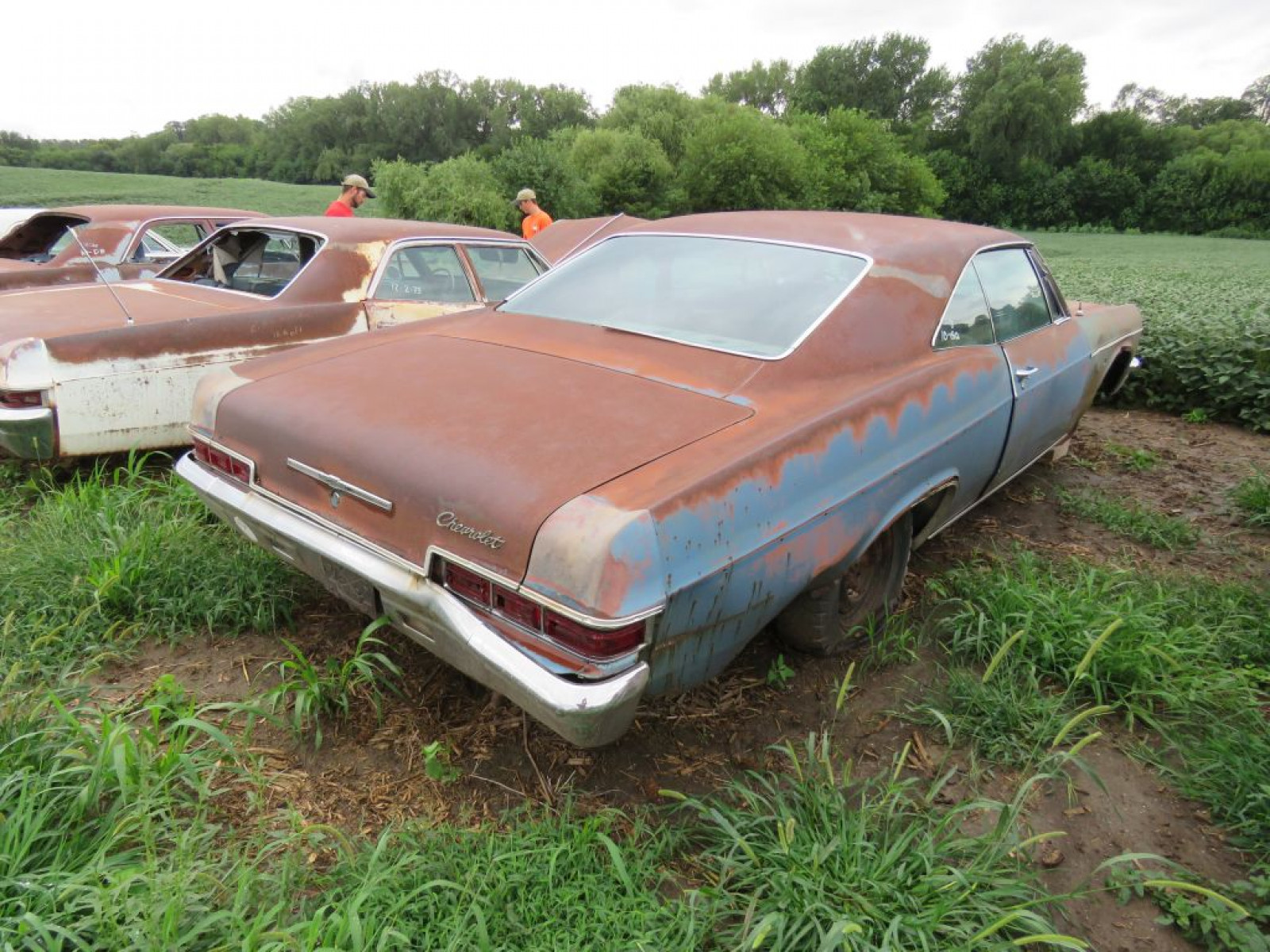 1966 Chevrolet Impala 2dr HT - Image 2
