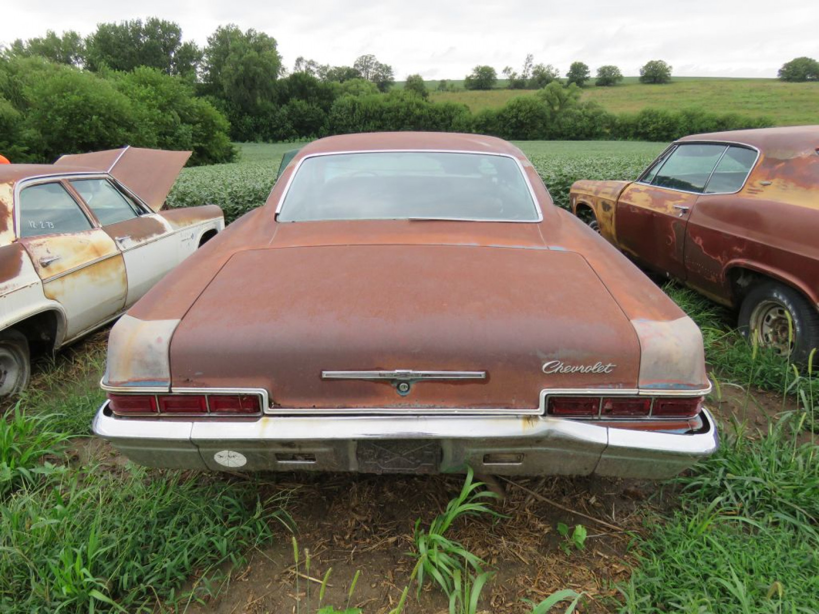 1966 Chevrolet Impala 2dr HT - Image 3