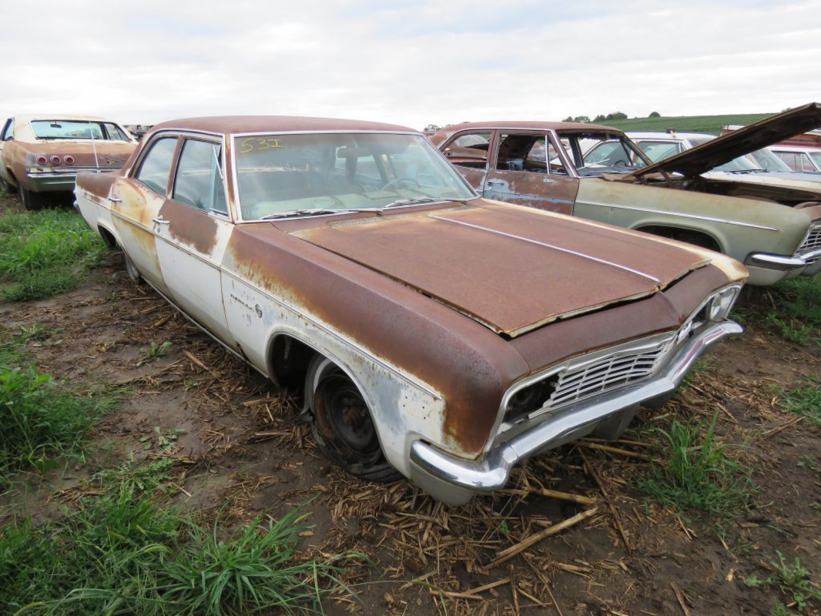 1966 Chevrolet Impala 4dr Sedan - Image 3