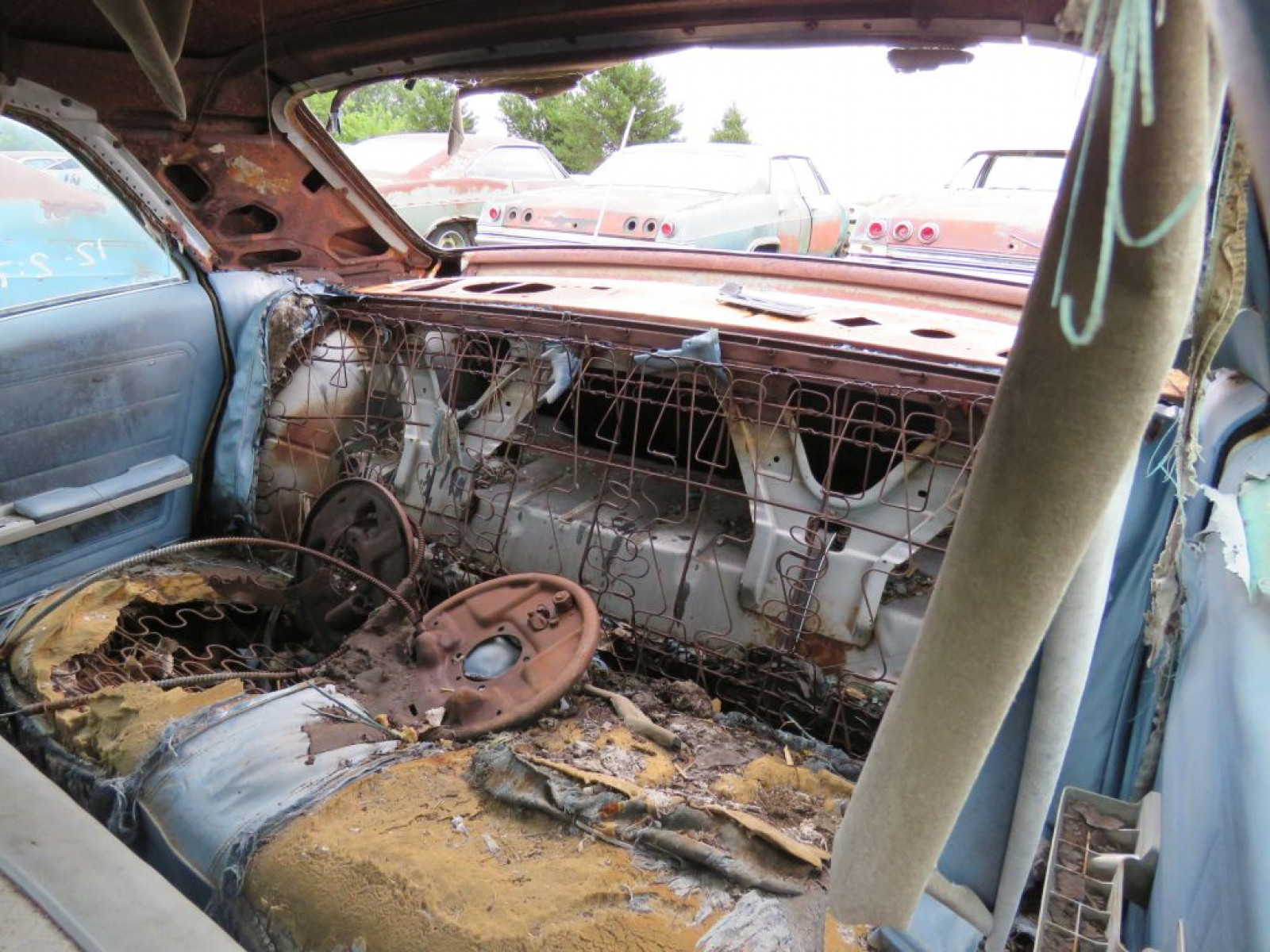 1966 Chevrolet Impala 4dr Sedan - Image 8