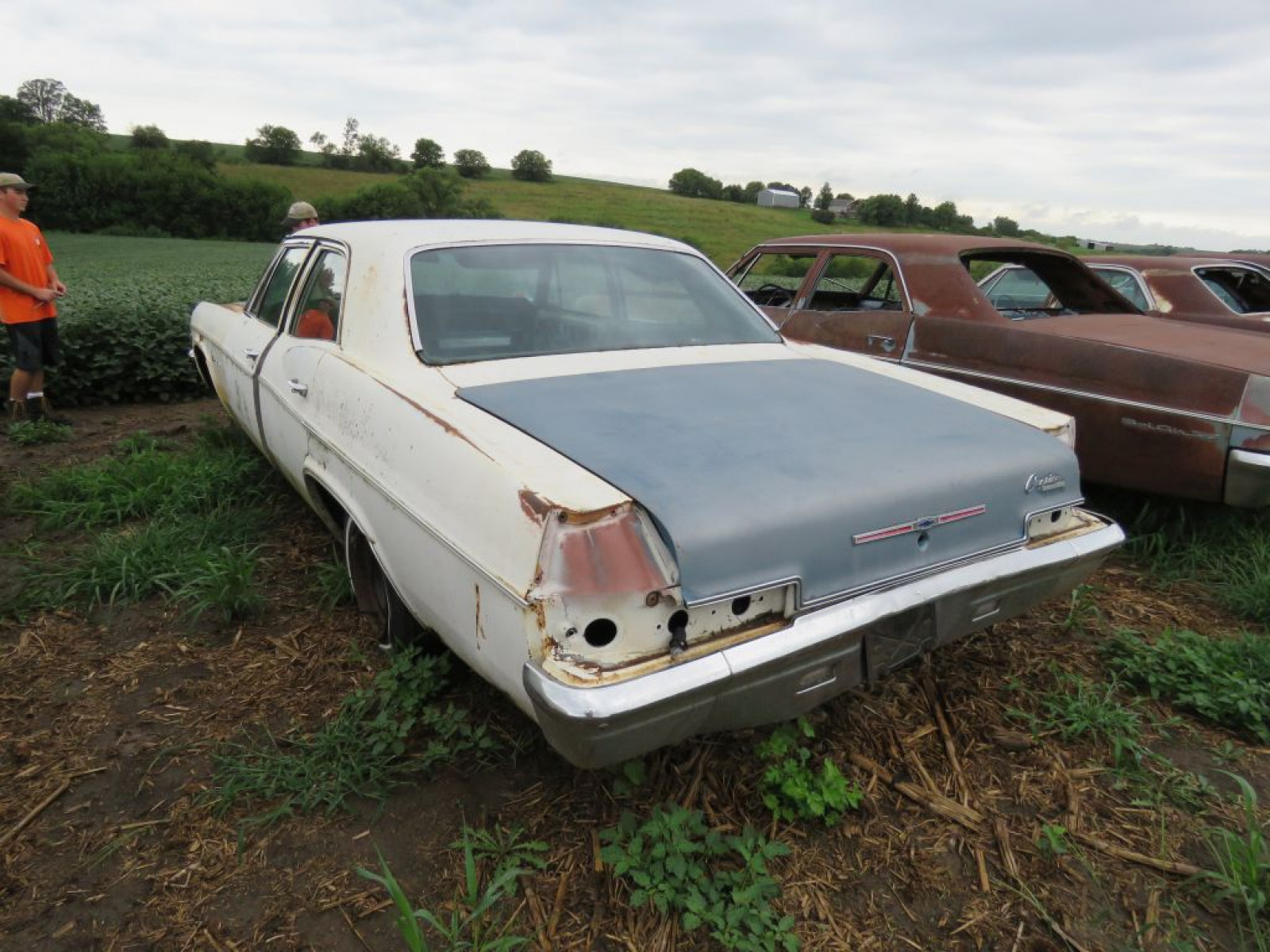 1966 Chevrolet Impala 4dr Sedan - Image 3