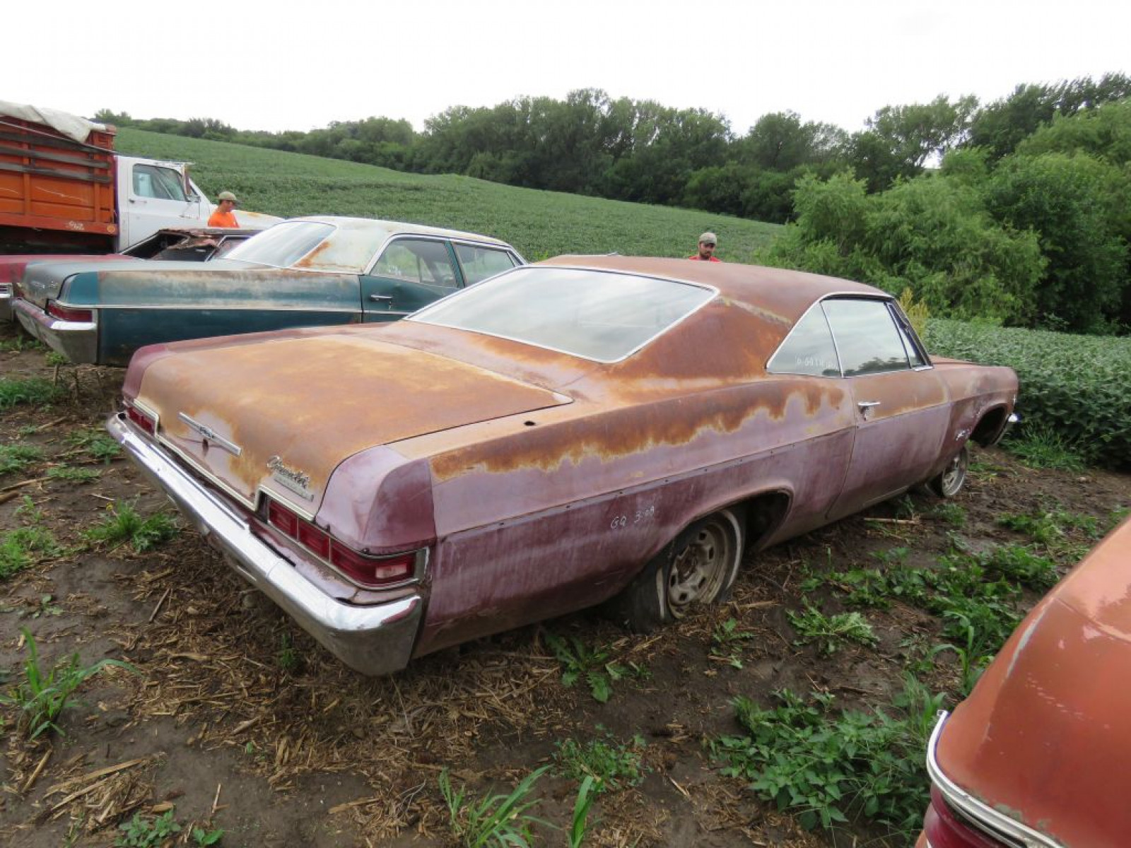 1966 Chevrolet Impala SS 2dr HT - Image 2