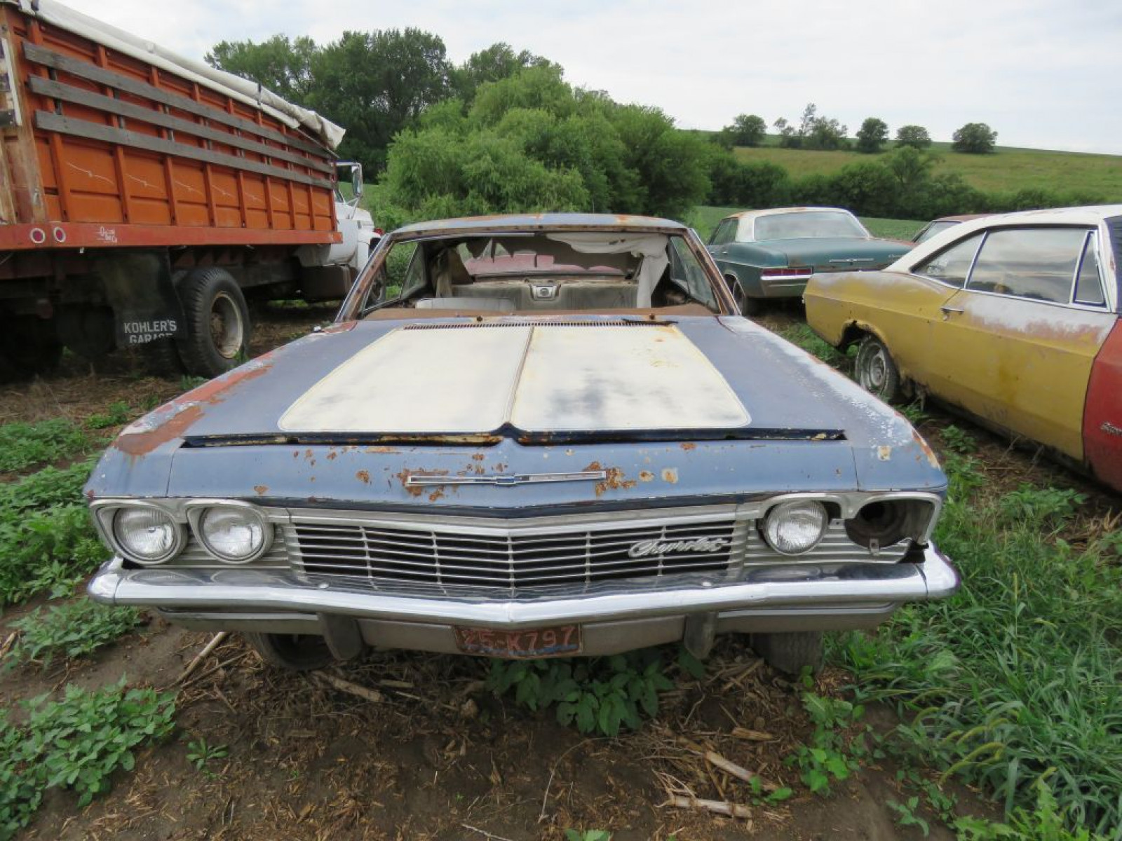 1965 Chevrolet Impala 2dr HT - Image 2