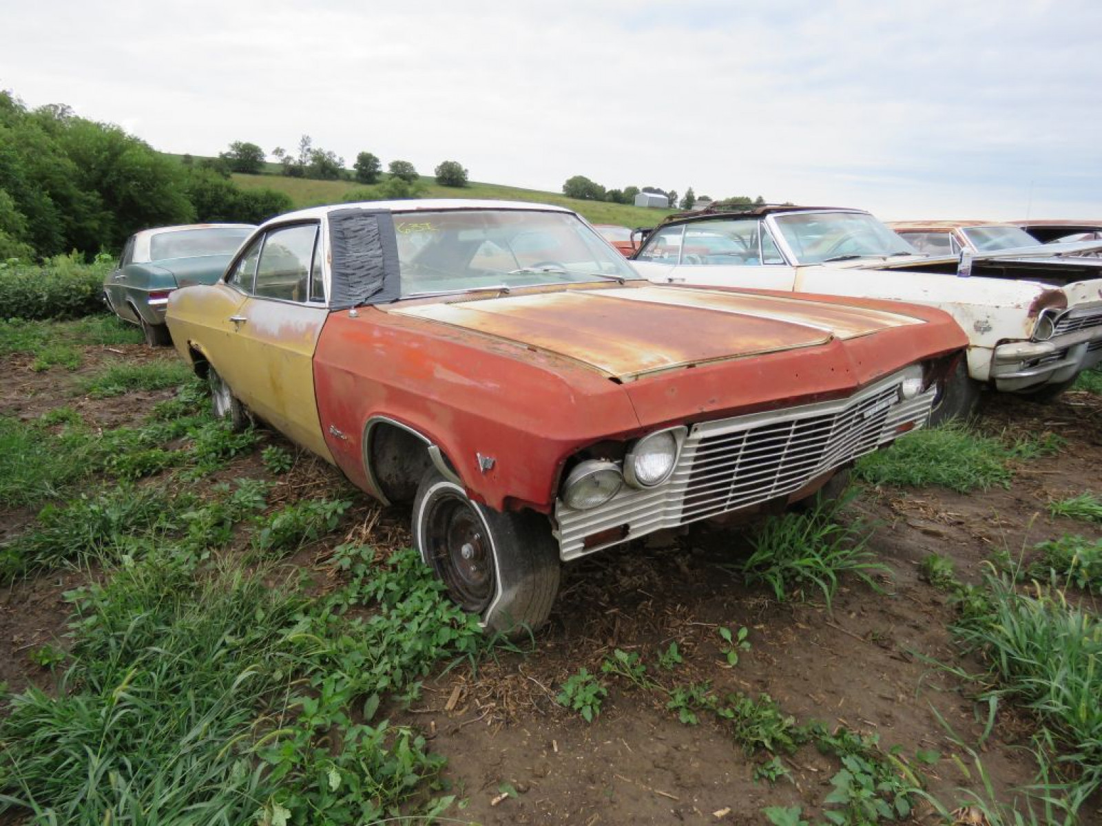 1965 Chevrolet Impala SS 2dr HT - Image 1