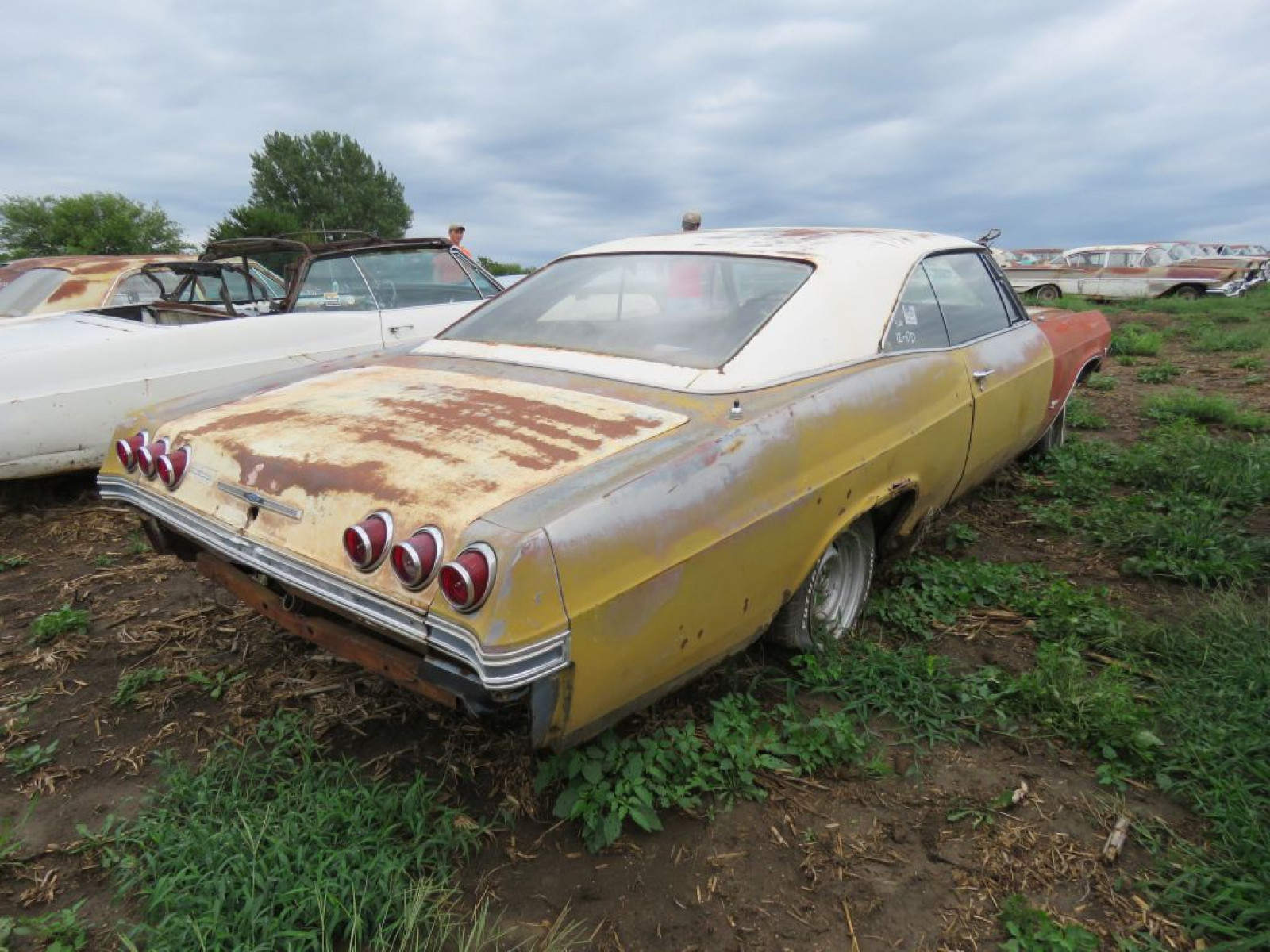 1965 Chevrolet Impala SS 2dr HT - Image 4