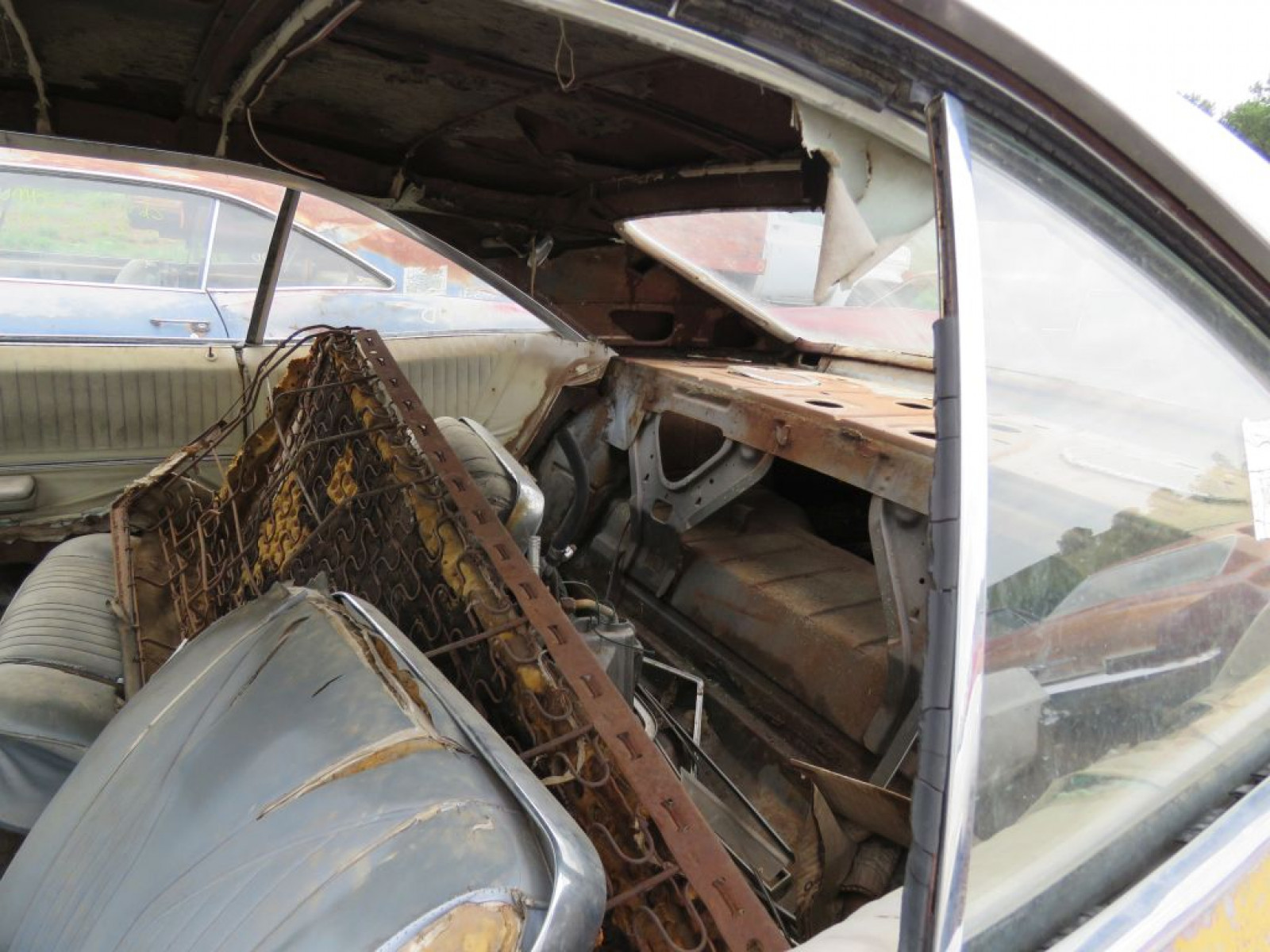 1965 Chevrolet Impala SS 2dr HT - Image 8