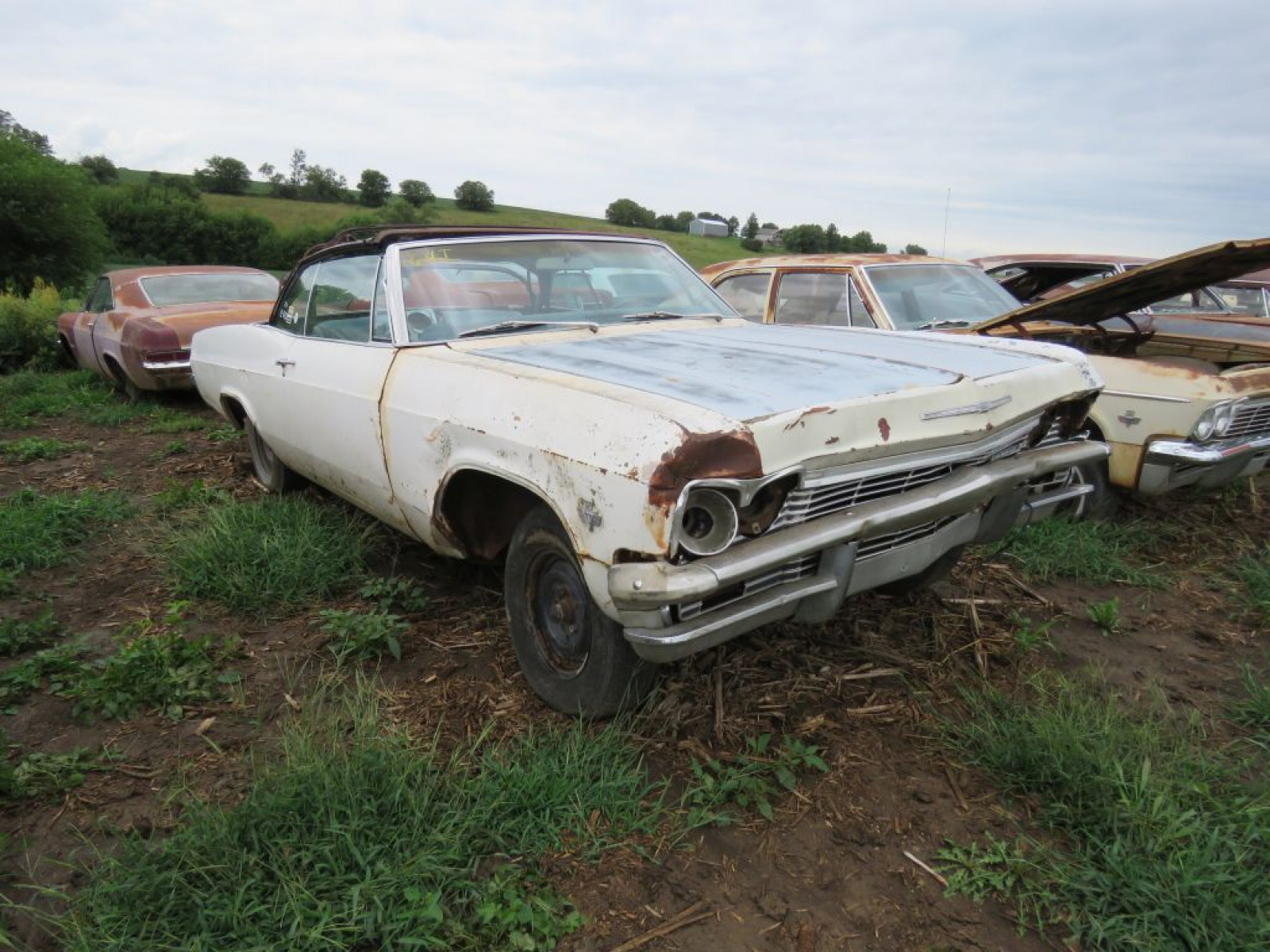 1965 Chevrolet Impala SS 2dr HT - Image 1