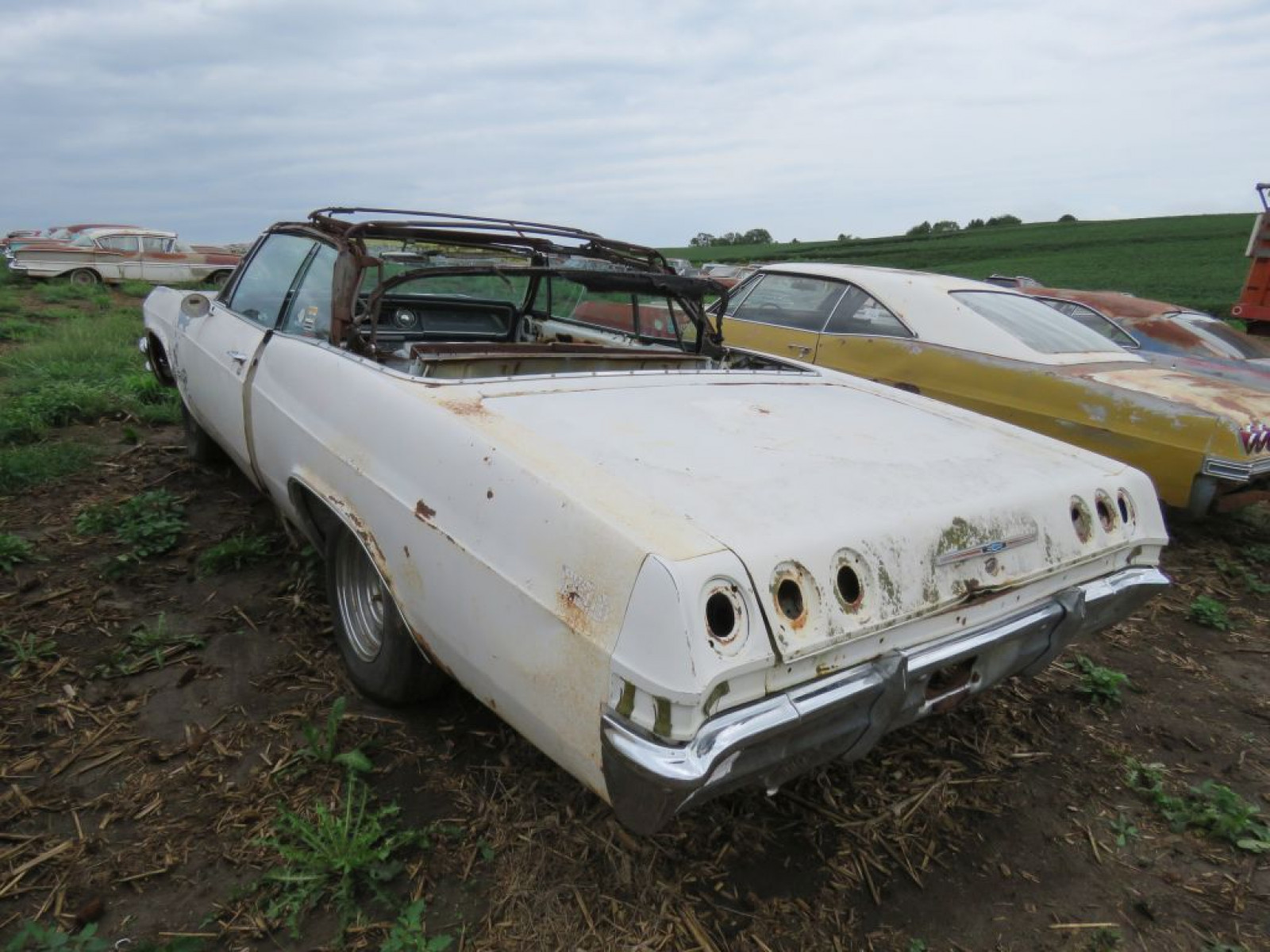 1965 Chevrolet Impala SS 2dr HT - Image 4