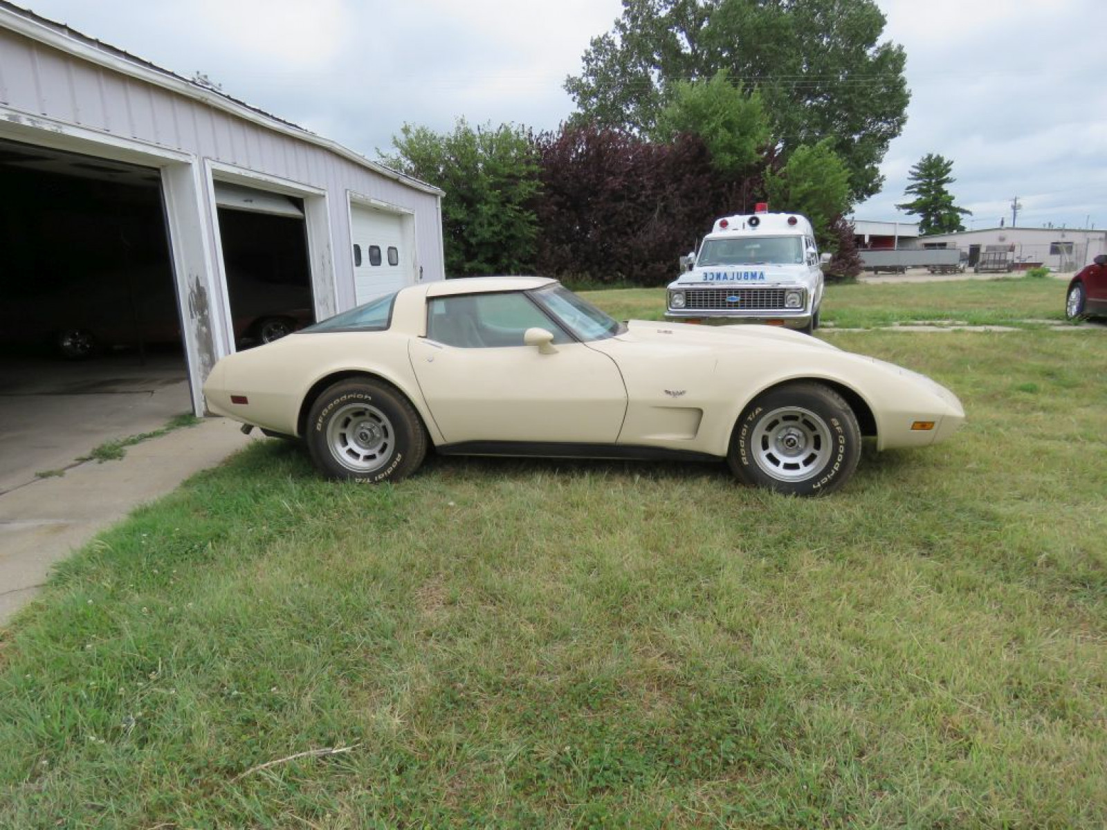1979 Chevrolet L-82 Corvette T-Top Coupe - Image 4