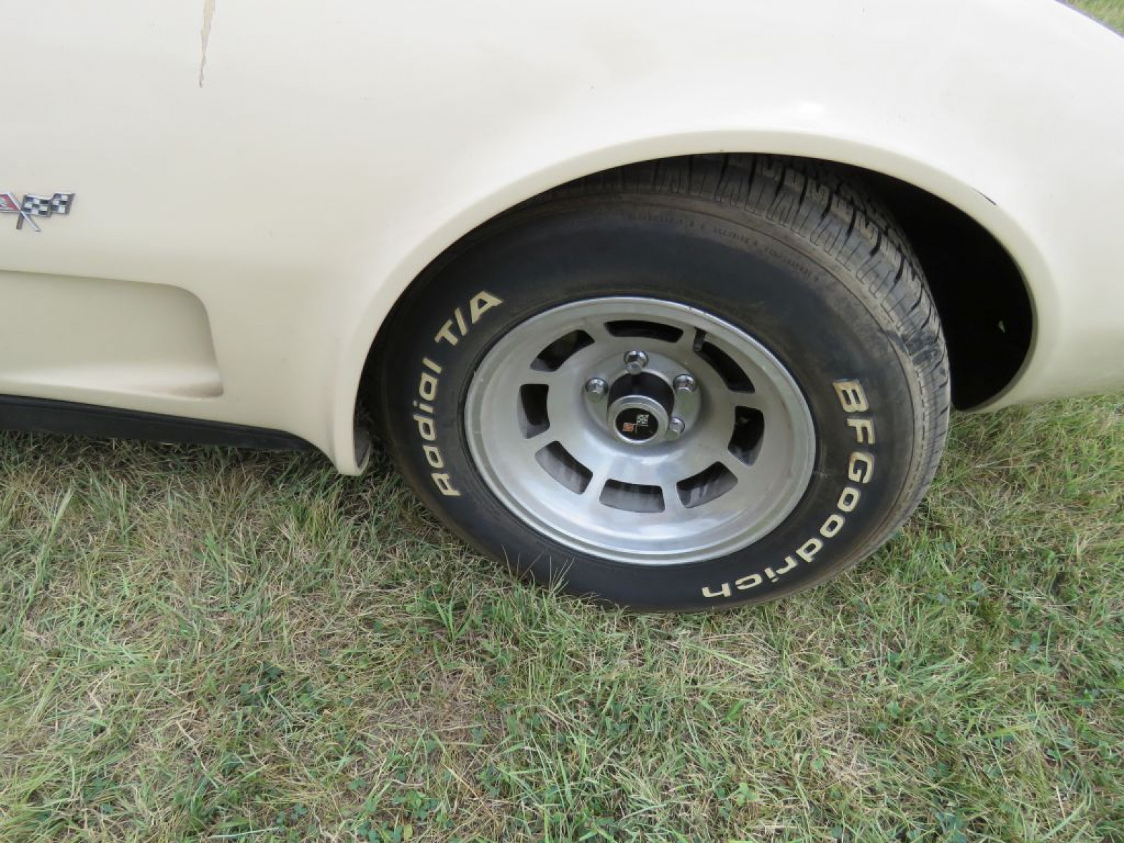 1979 Chevrolet L-82 Corvette T-Top Coupe - Image 6