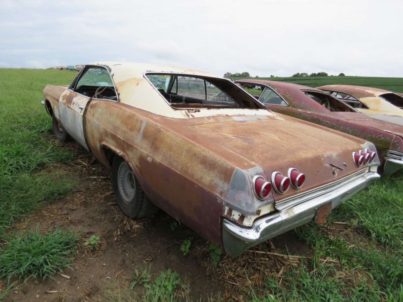 1965 Chevrolet Impala SS 2dr HT - Image 6
