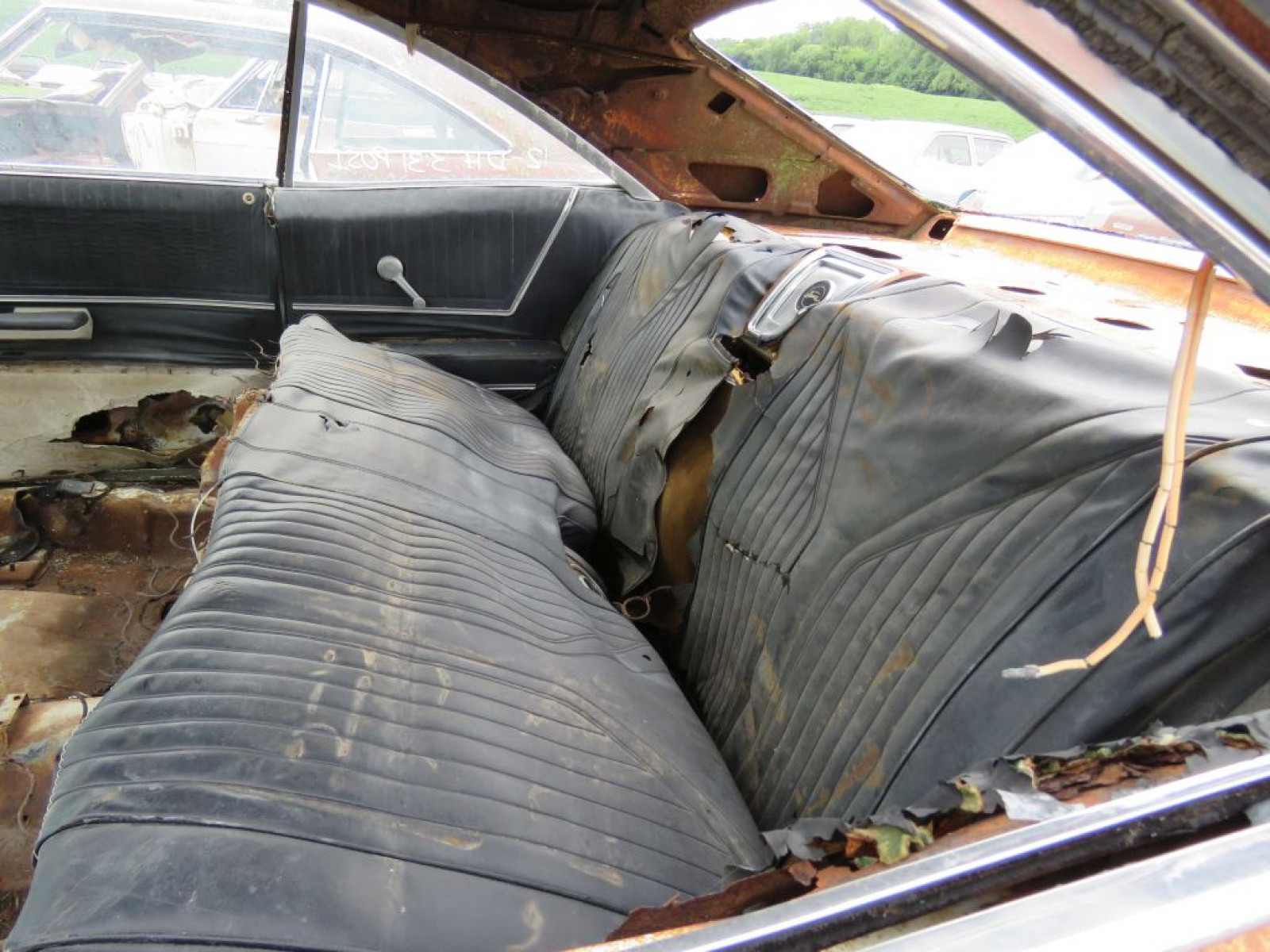 1965 Chevrolet Impala SS 2dr HT - Image 8