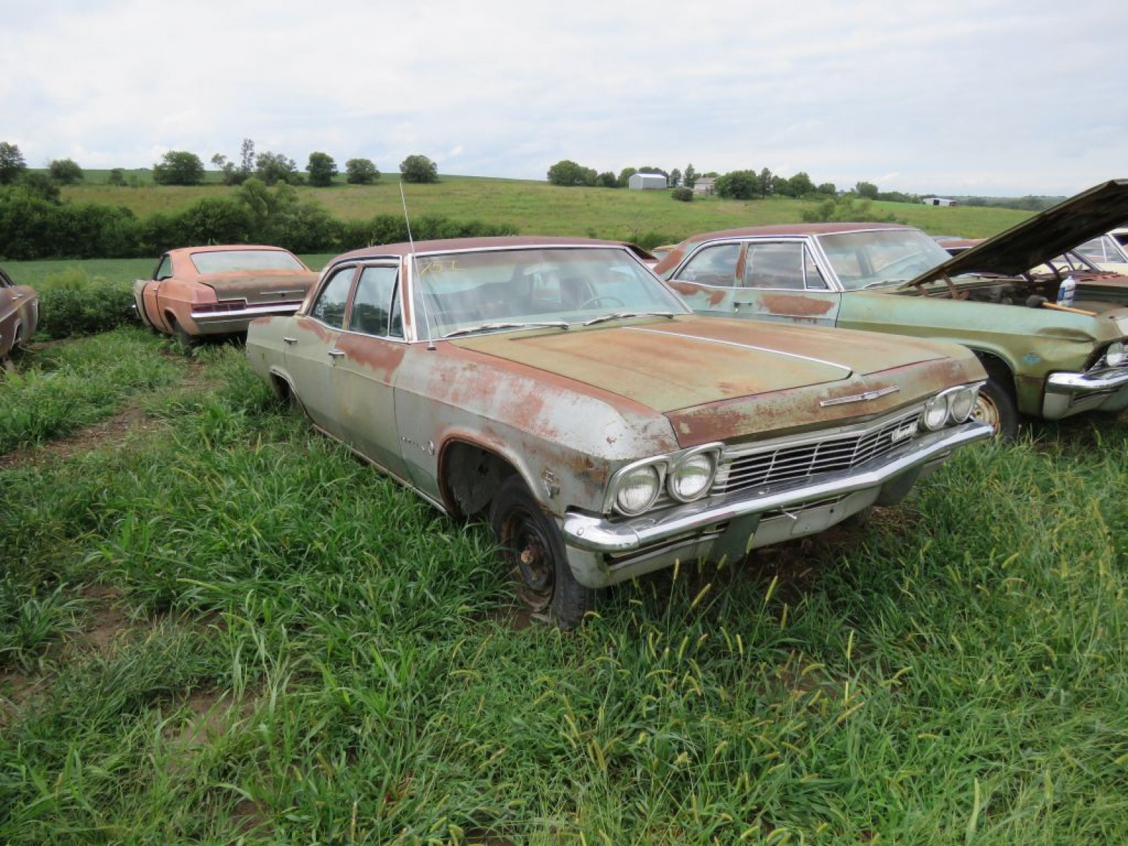 1965 Chevrolet Impala 4dr Sedan - Image 1