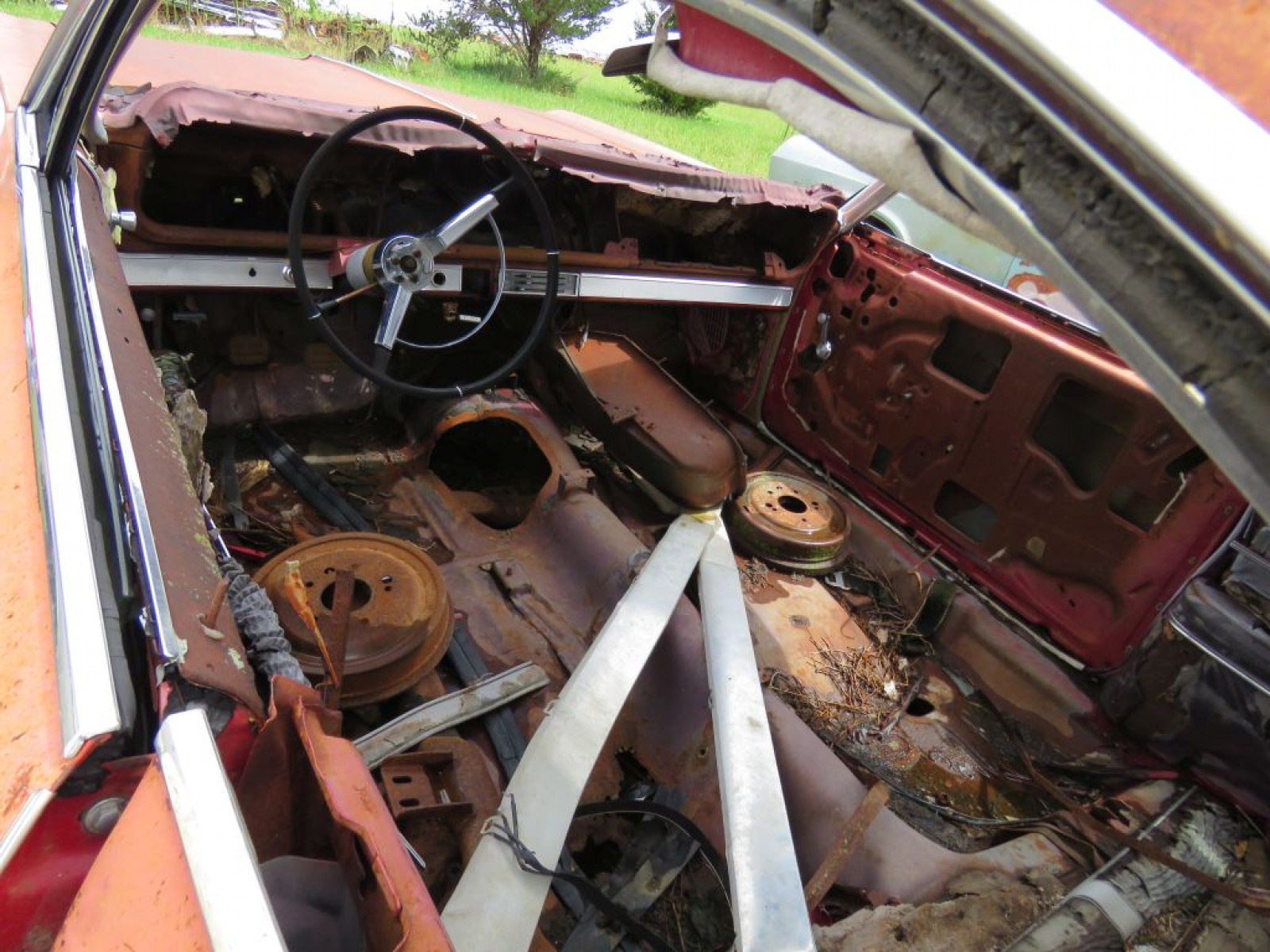 1965 Chevrolet Impala SS 2dr HT - Image 4