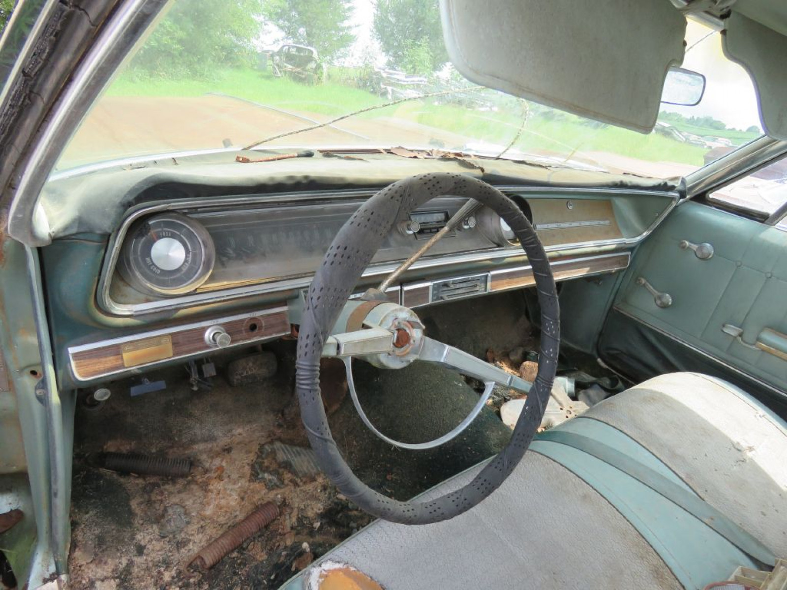 1965 Chevrolet Impala 4dr Sedan - Image 11