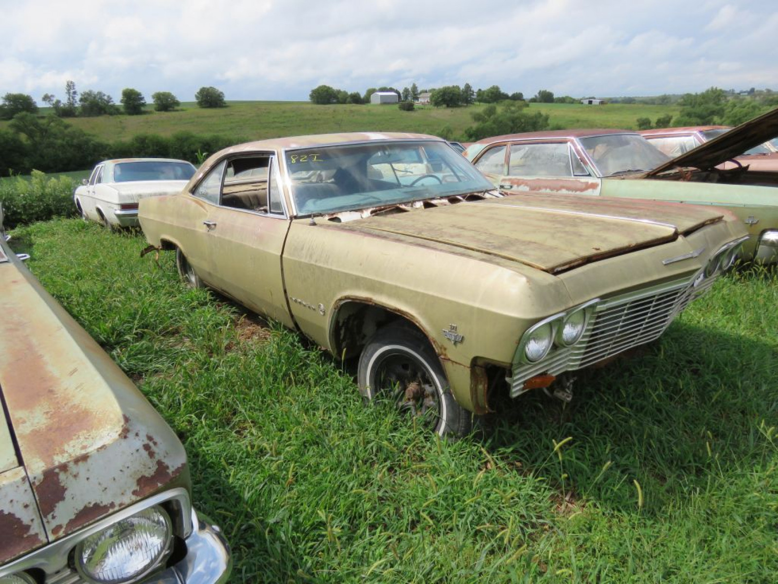 1965 Chevrolet Impala 2dr HT - Image 1
