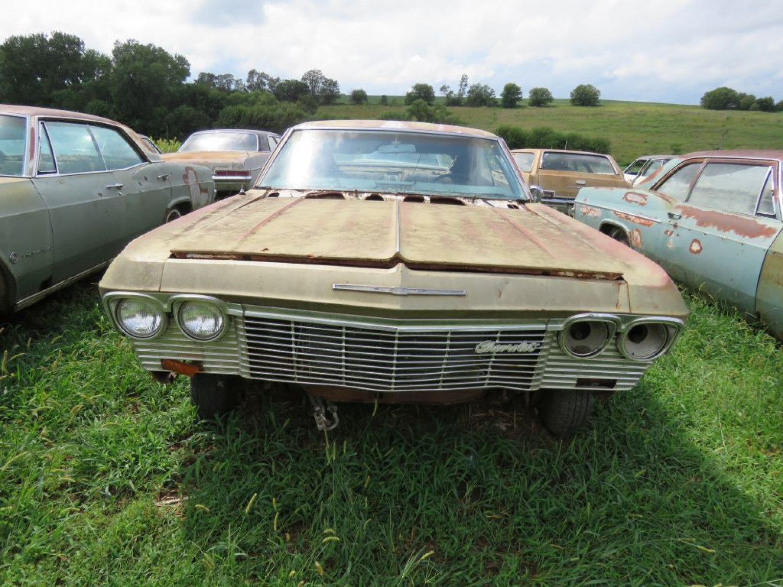 1965 Chevrolet Impala 2dr HT - Image 2