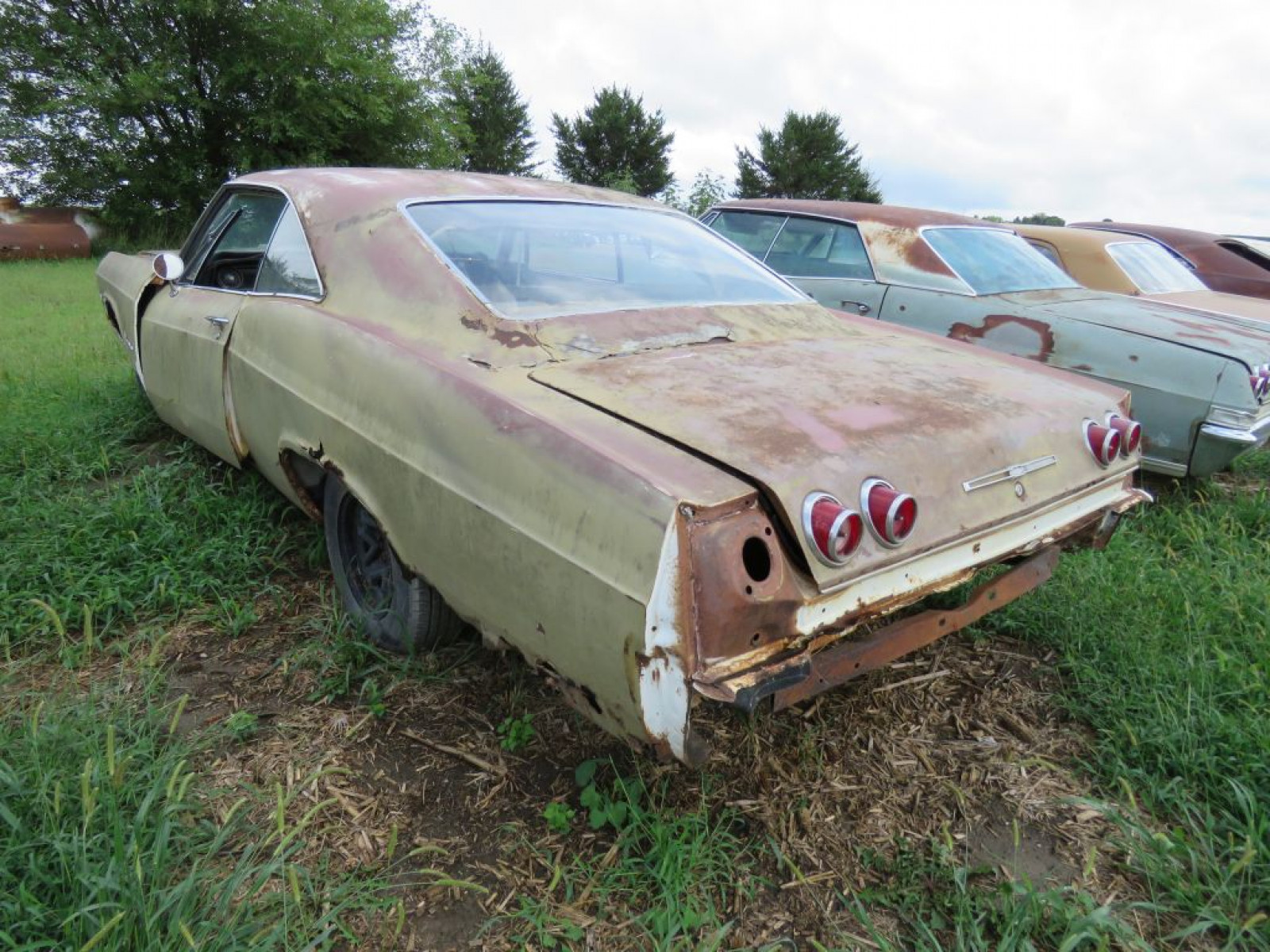 1965 Chevrolet Impala 2dr HT - Image 4