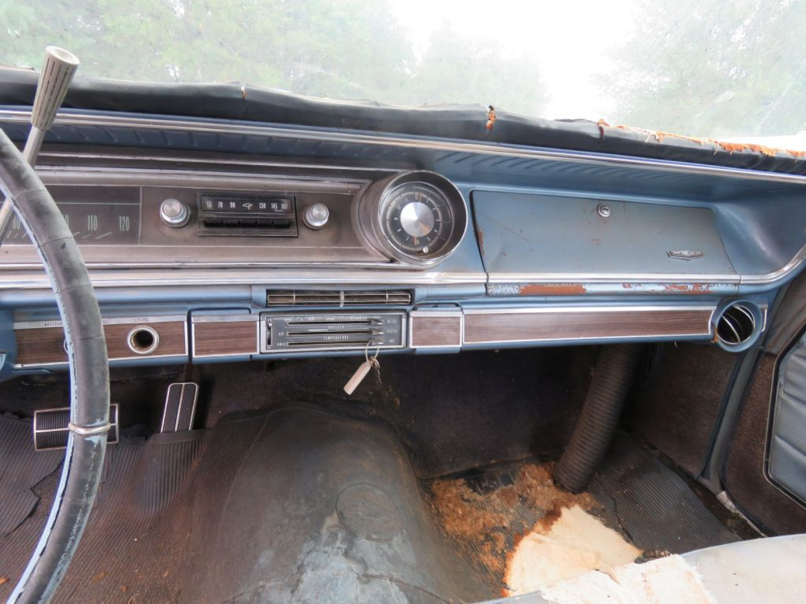 1965 Chevrolet Caprice 4dr HT - Image 10