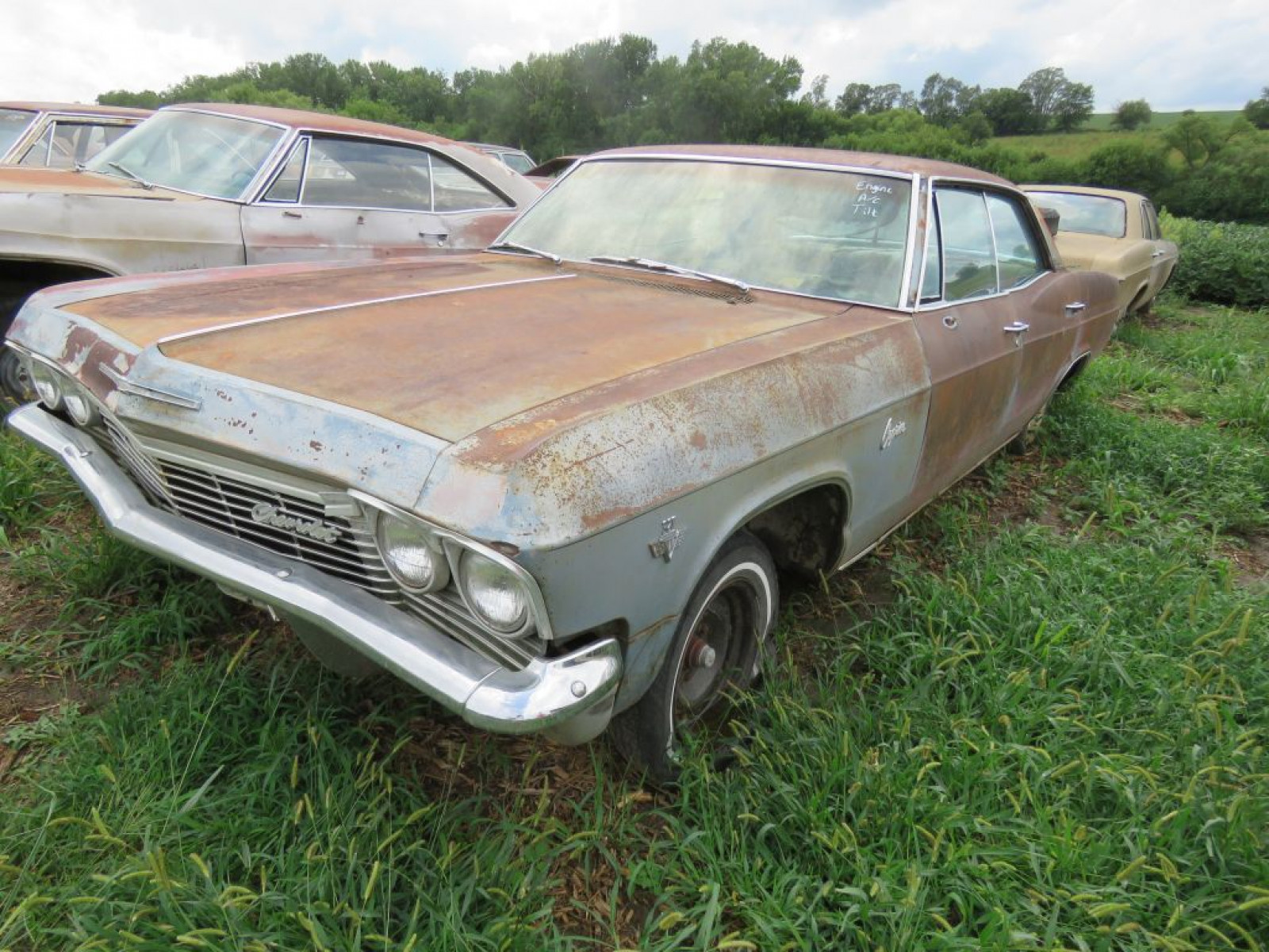 1965 Chevrolet Caprice 4dr HT - Image 3