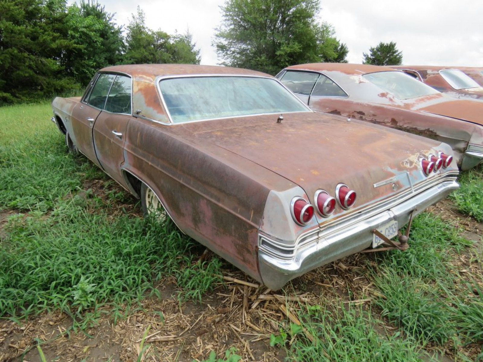 1965 Chevrolet Caprice 4dr HT - Image 4